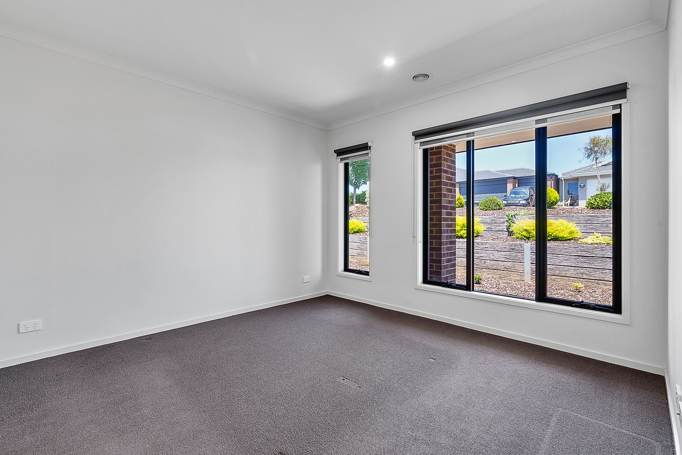 9 Wiltons Crescent — photo 3 of 16