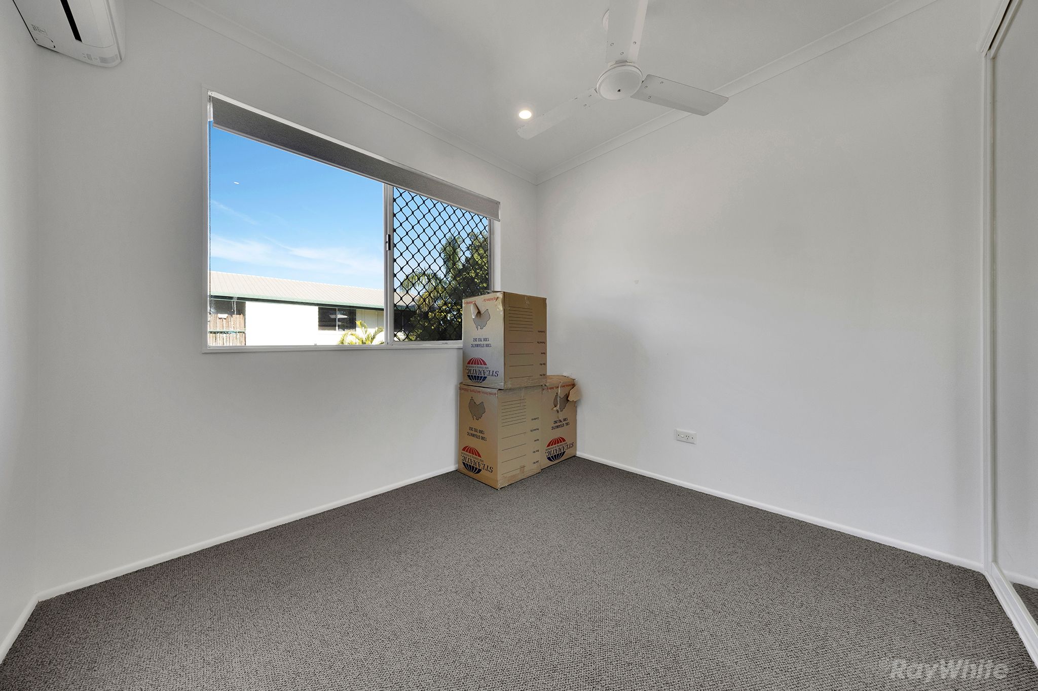 52 Bradford Road — photo 13 of 22