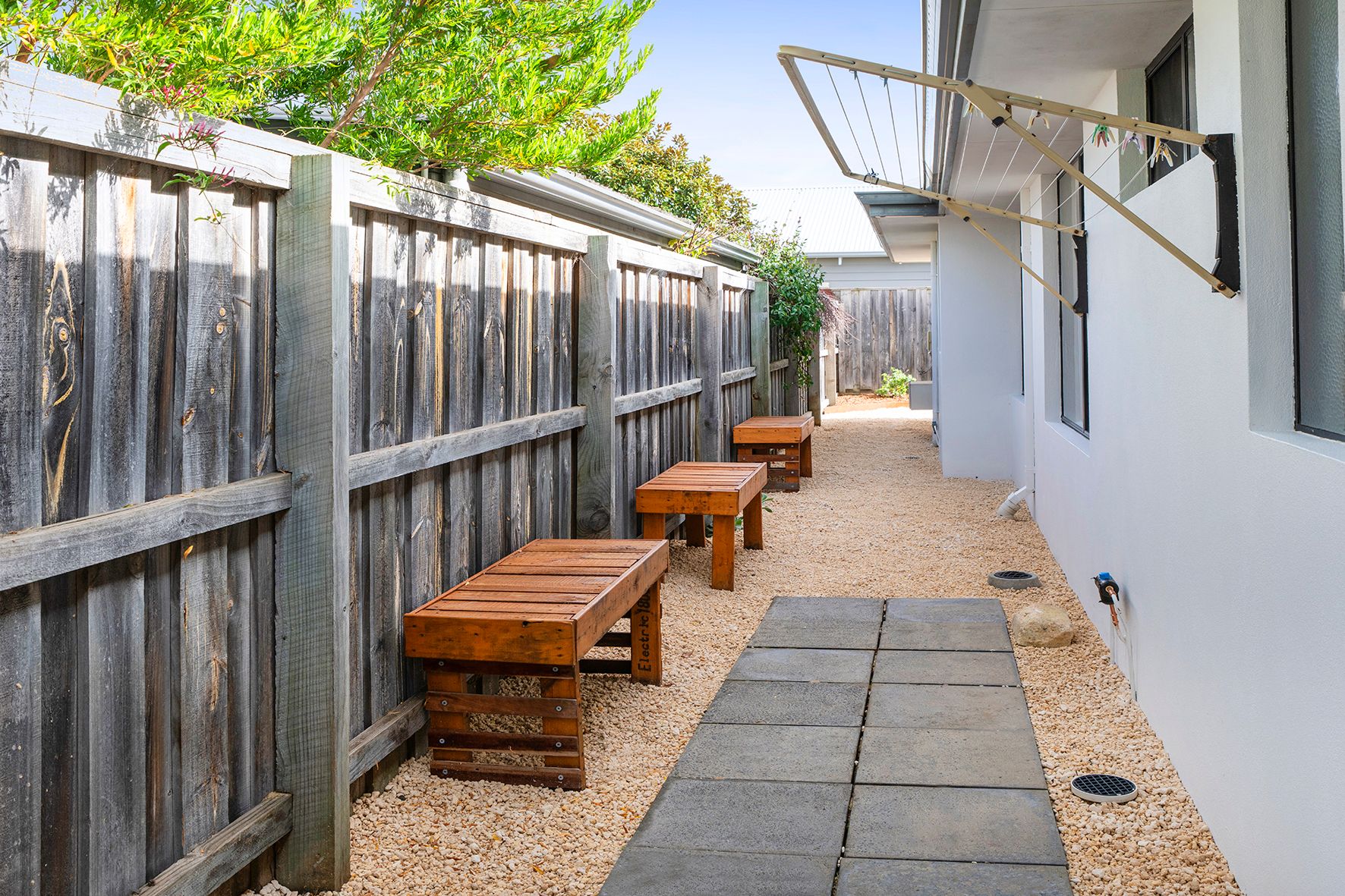 28 Halcyon Crescent — photo 18 of 22