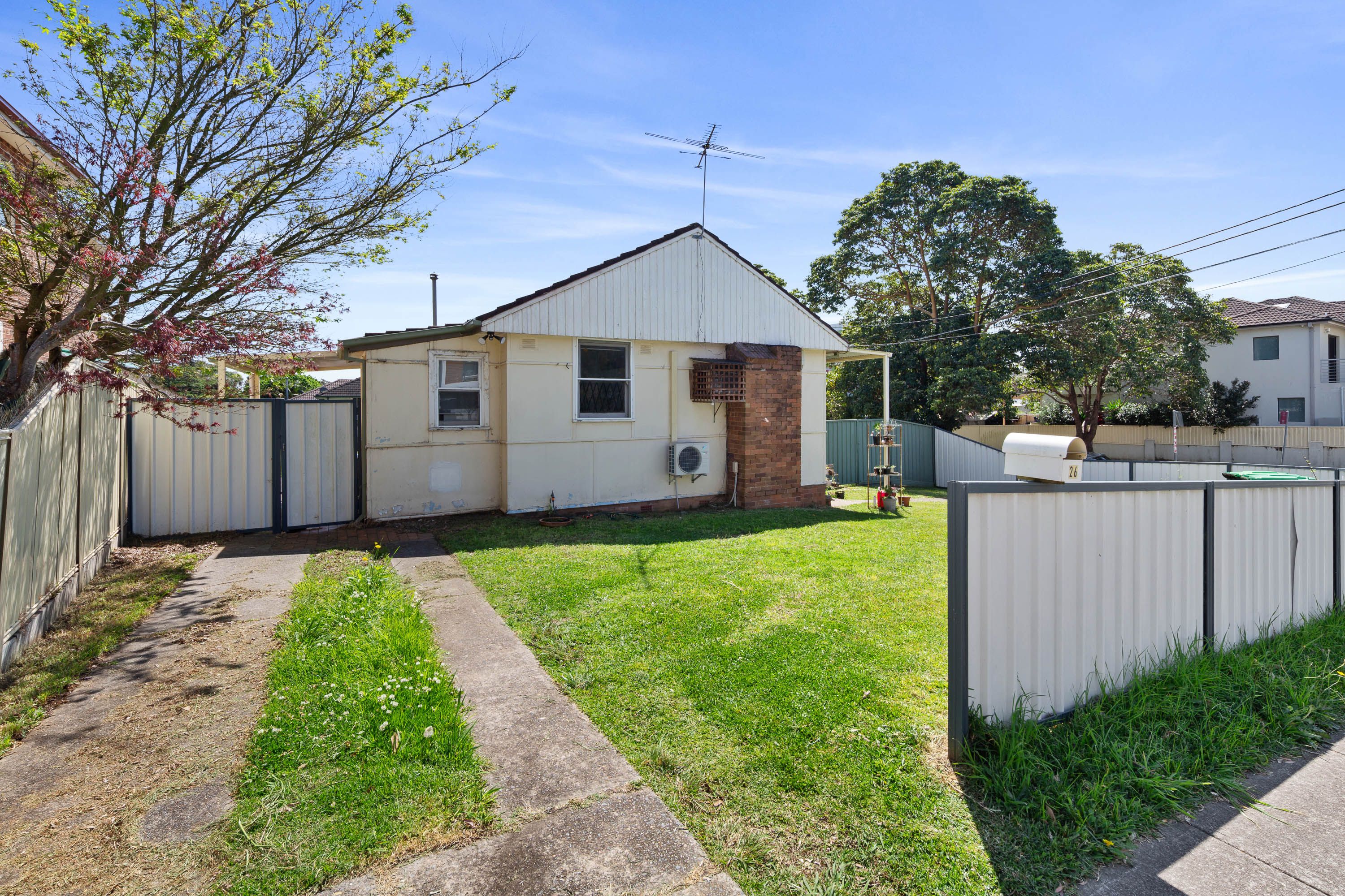 26 Trafalgar Street — photo 3 of 12