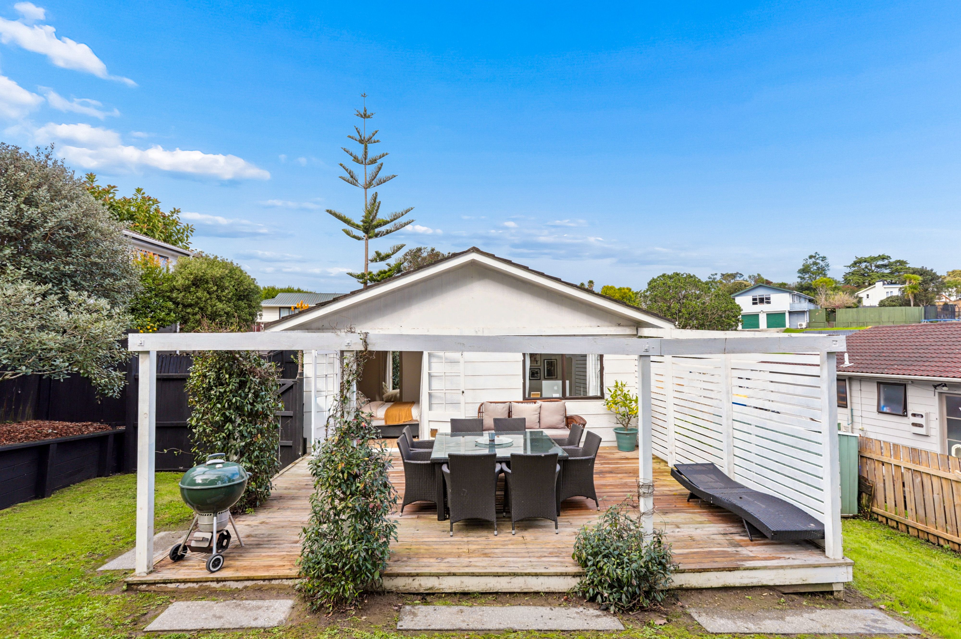 46 Lavelle Road, Henderson, Waitakere City