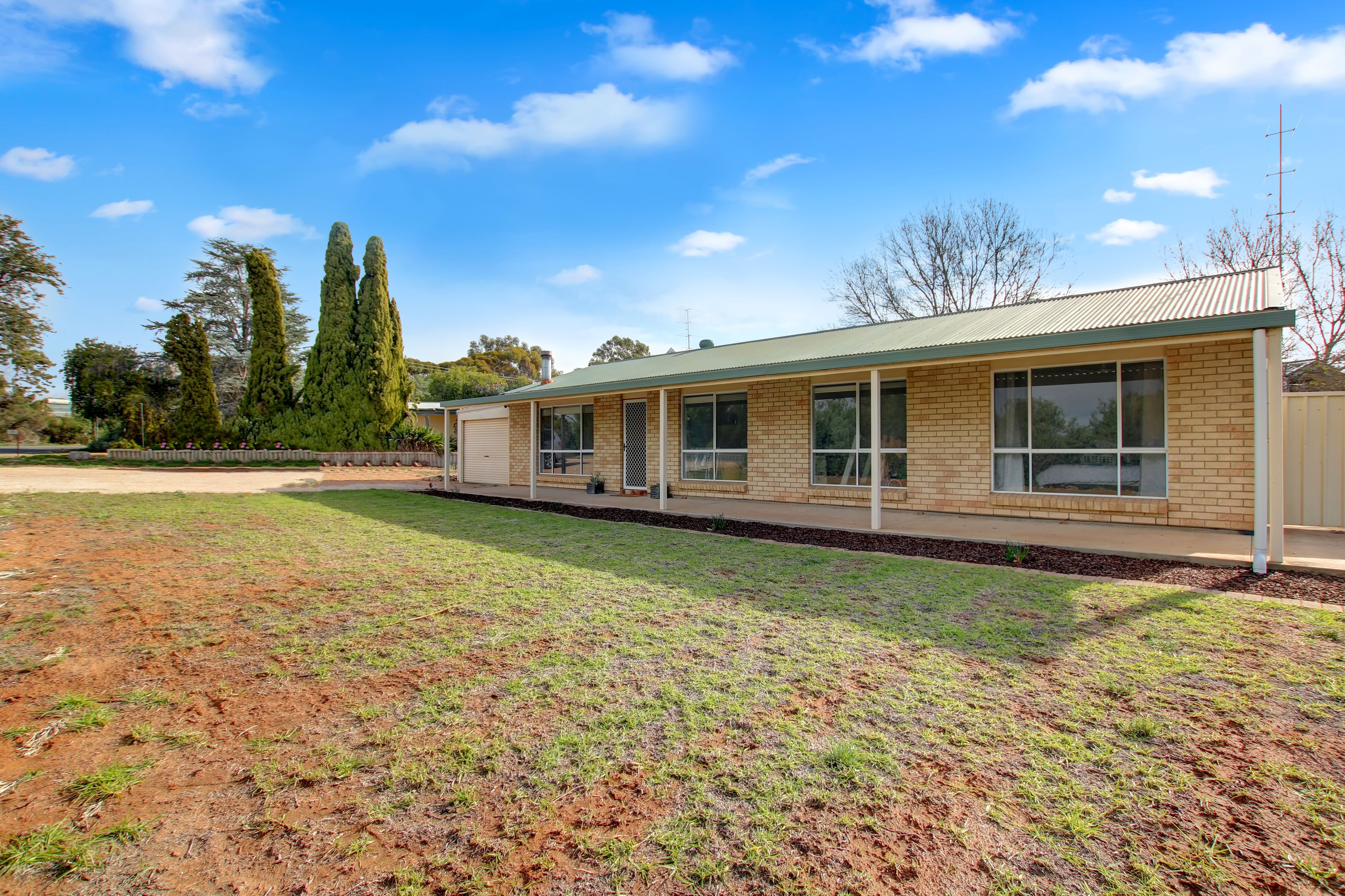 27 Coats Crescent, Golden Heights, SA 5322