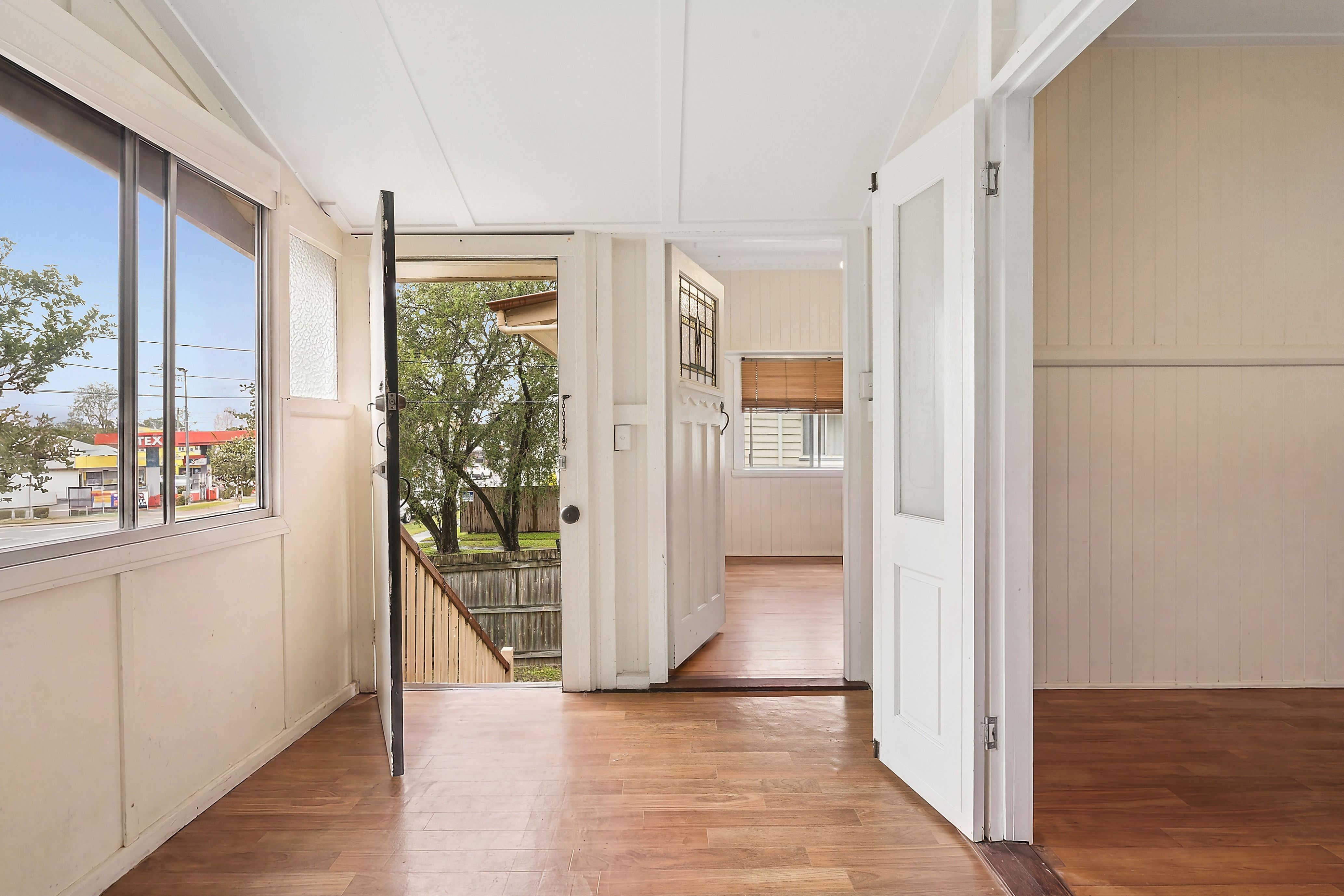 157 Long Street East, Graceville, QLD 4075