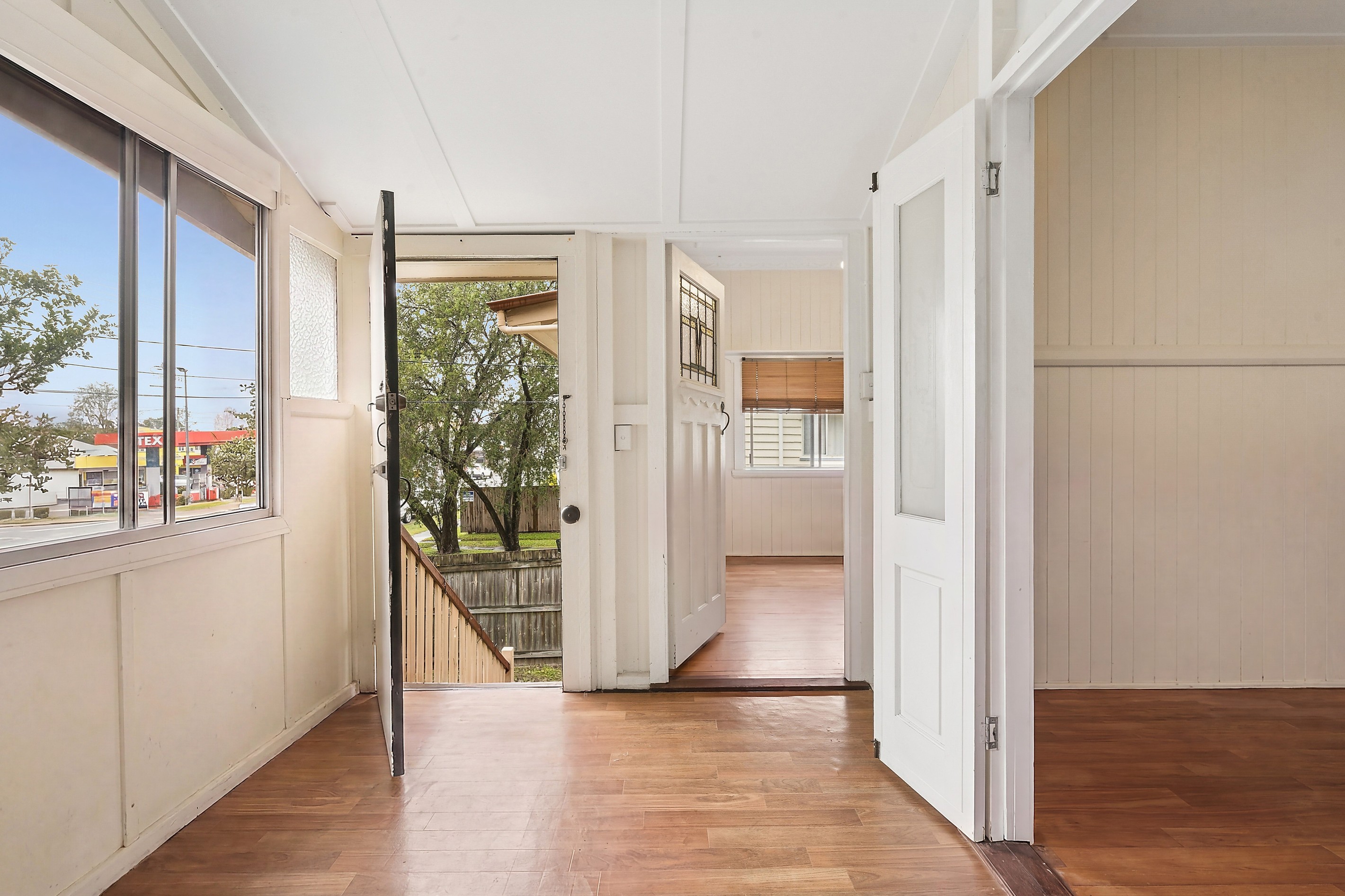157 Long Street East, Graceville, QLD 4075