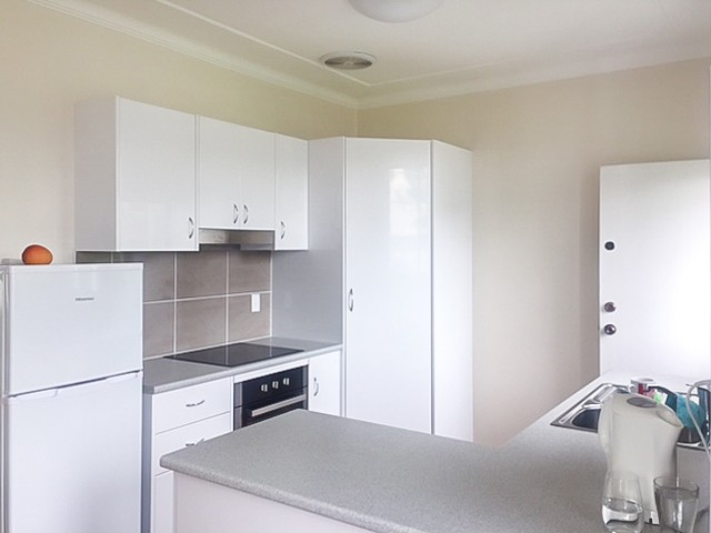 6 Bolton Point Road, Bolton Point, NSW 2283