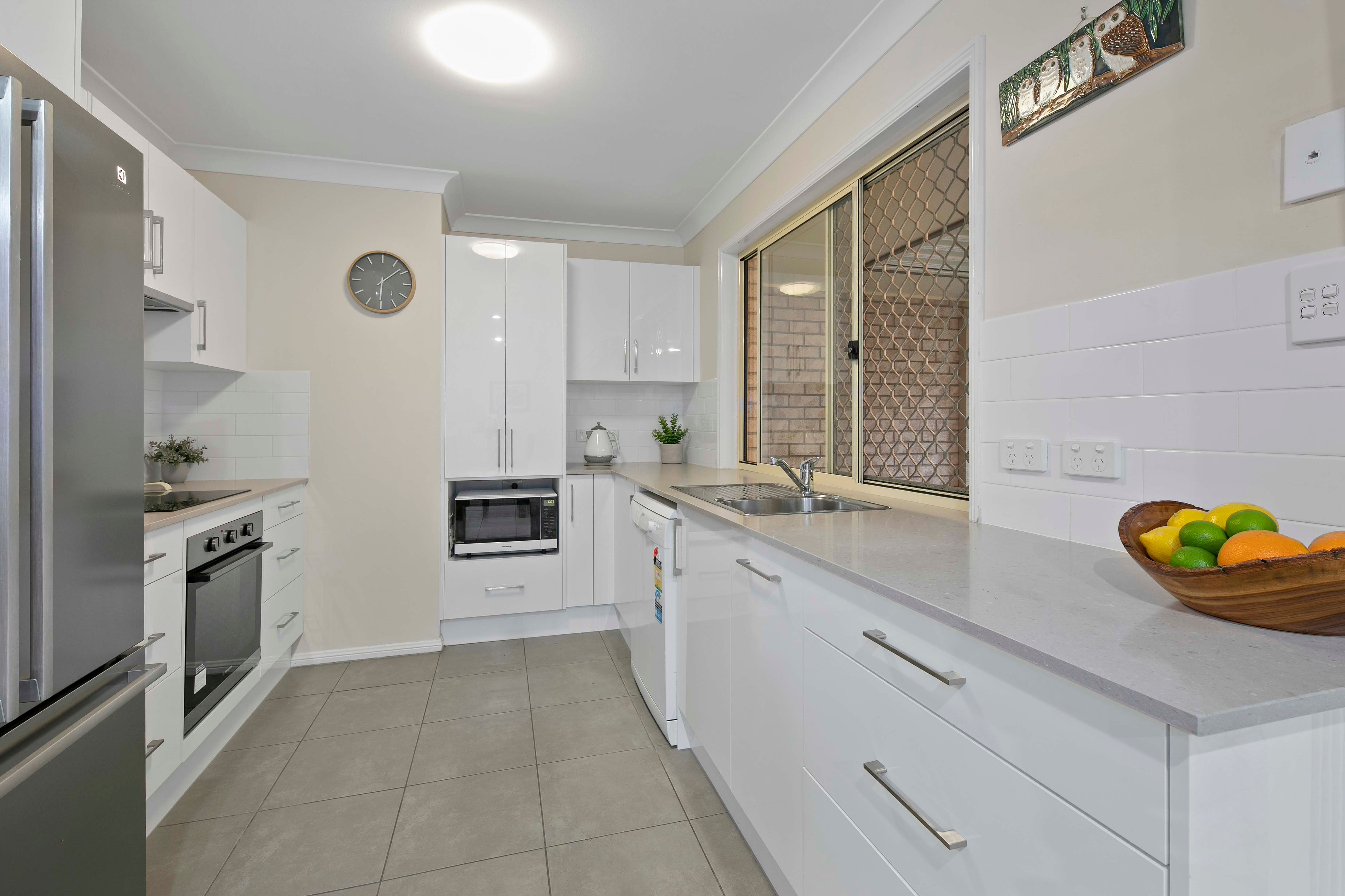 15 Rhonda Place, Oxley, QLD 4075