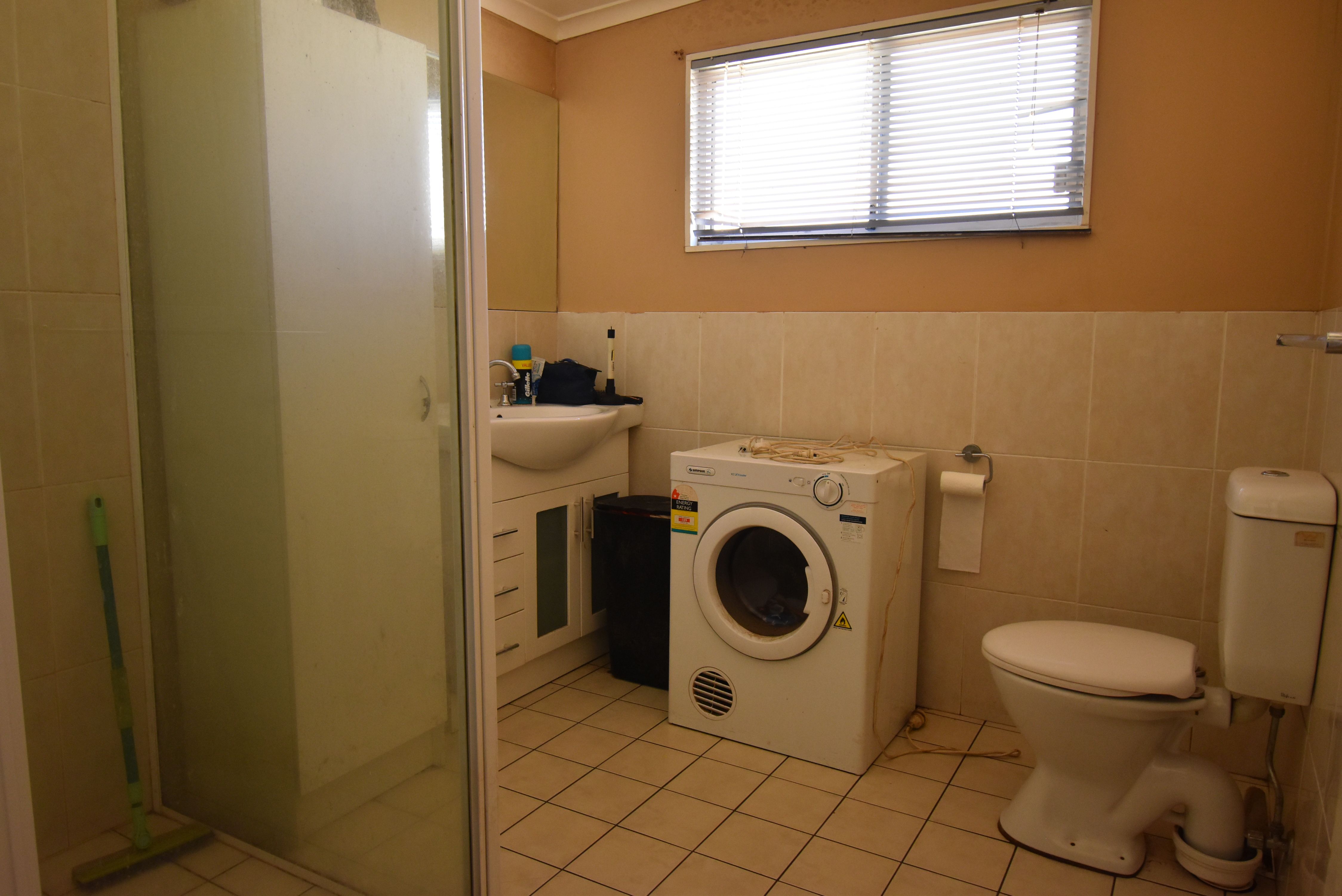 29 Gobolion Street — photo 8 of 11