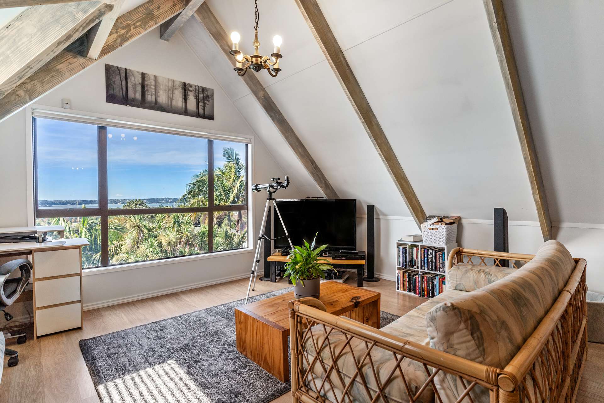 15 Flagstaff Place photo 6