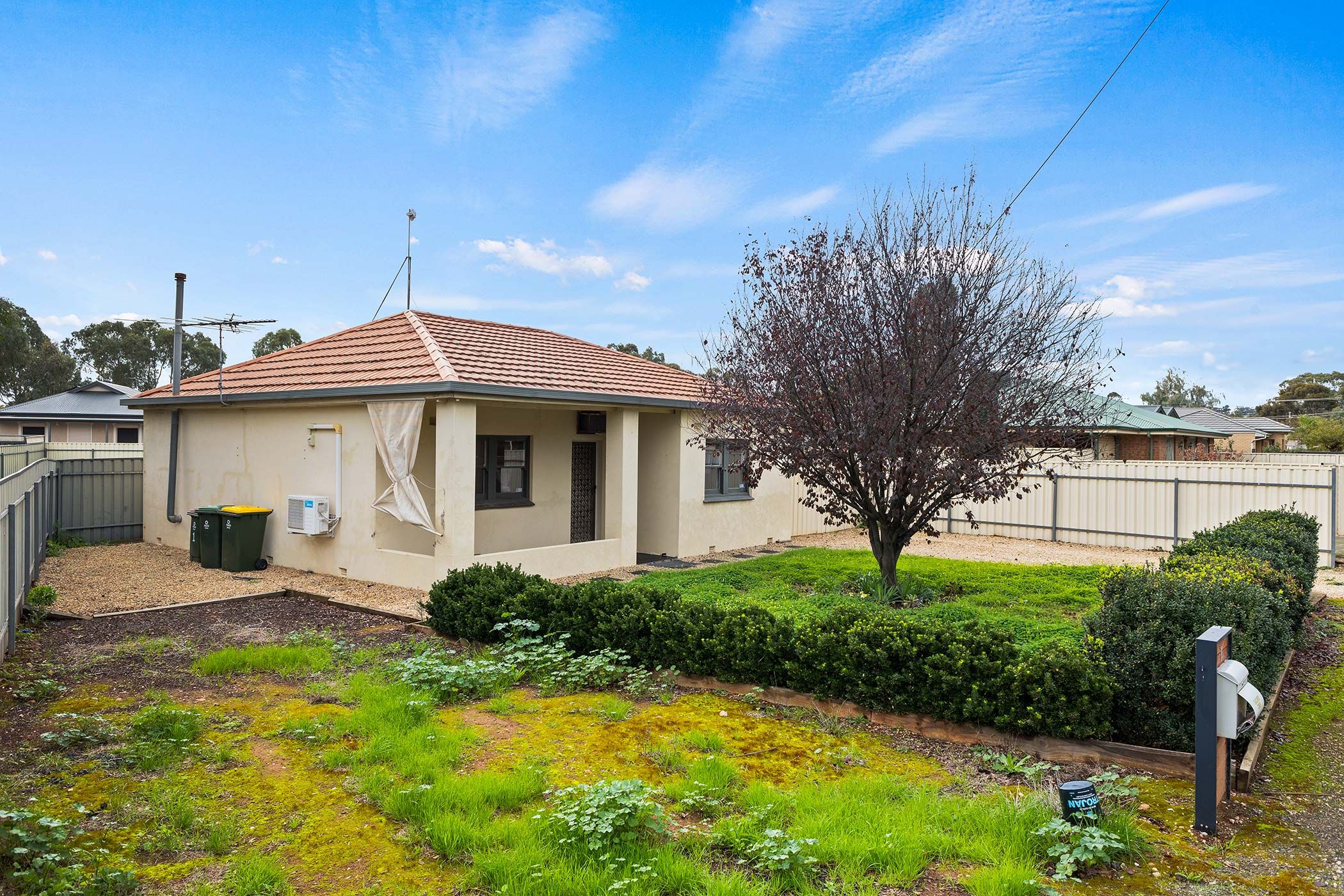 1 Railway Crescent, Evanston, SA 5116