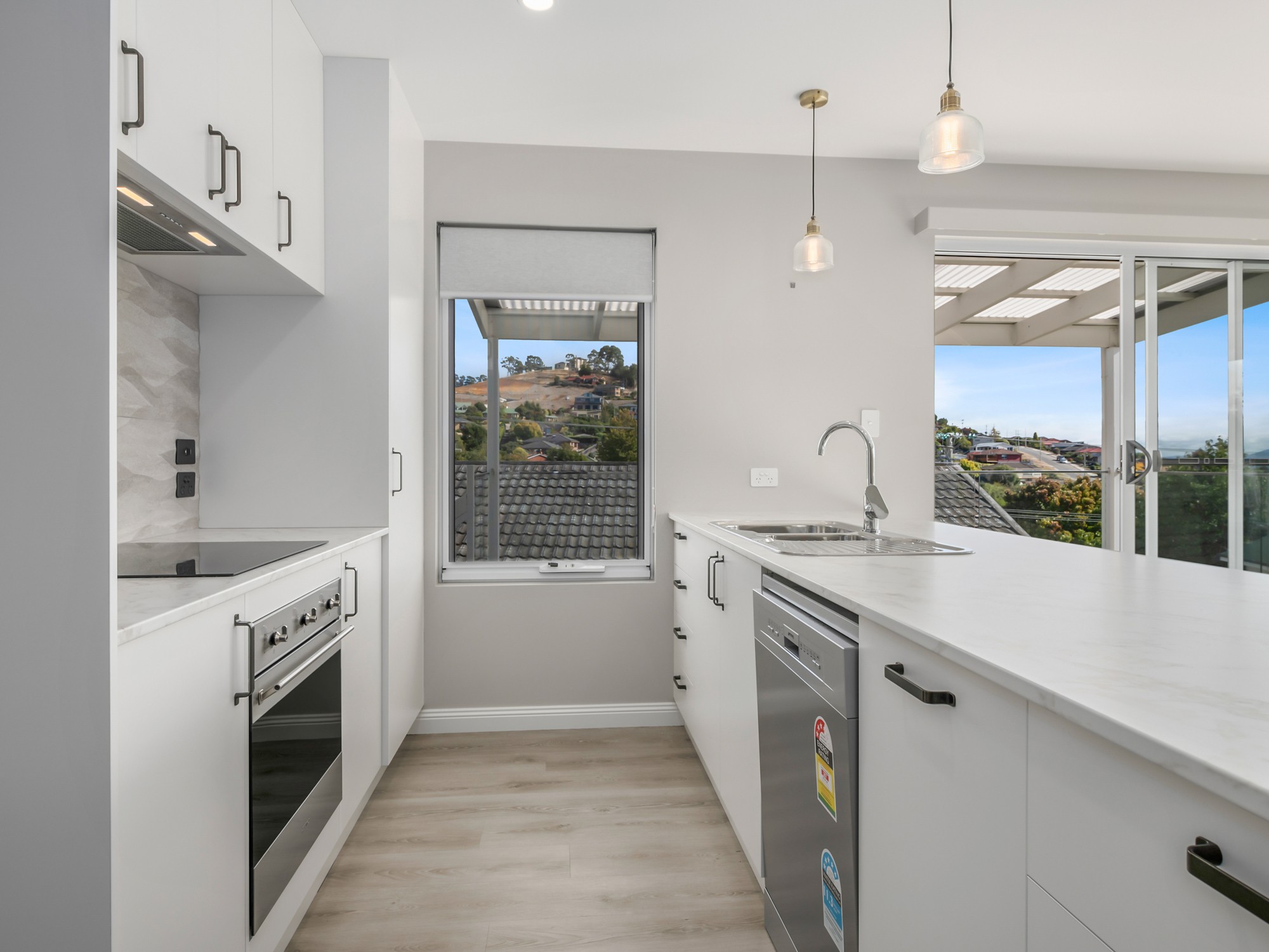 2/21 Pomona Road, Riverside, TAS 7250