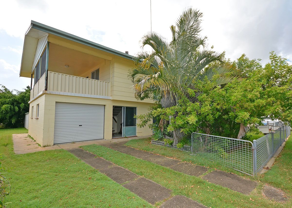 Unit 1 and 2 172 Long Street, POINT VERNON, QLD 4655