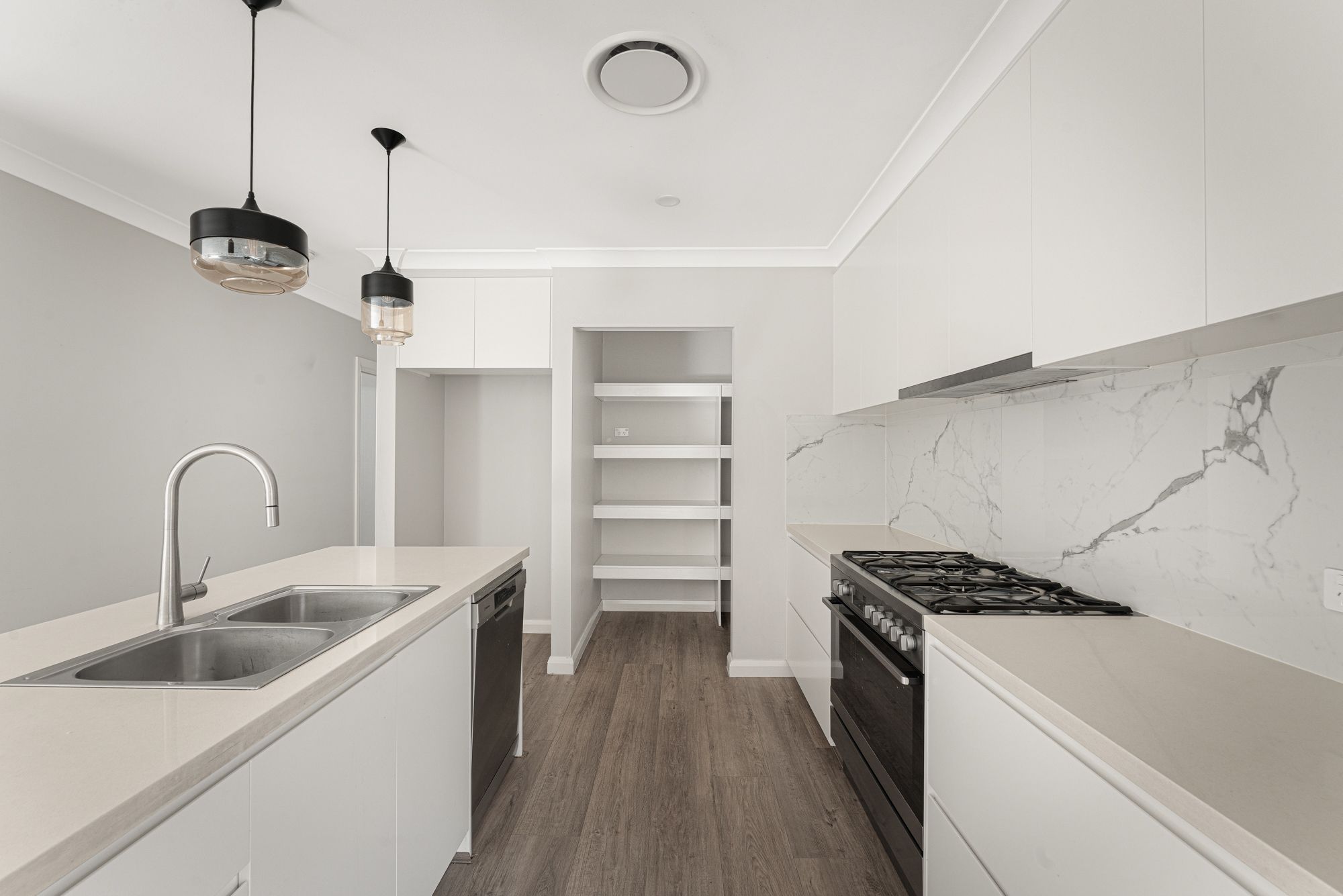 34 Camarero Street — photo 5 of 17