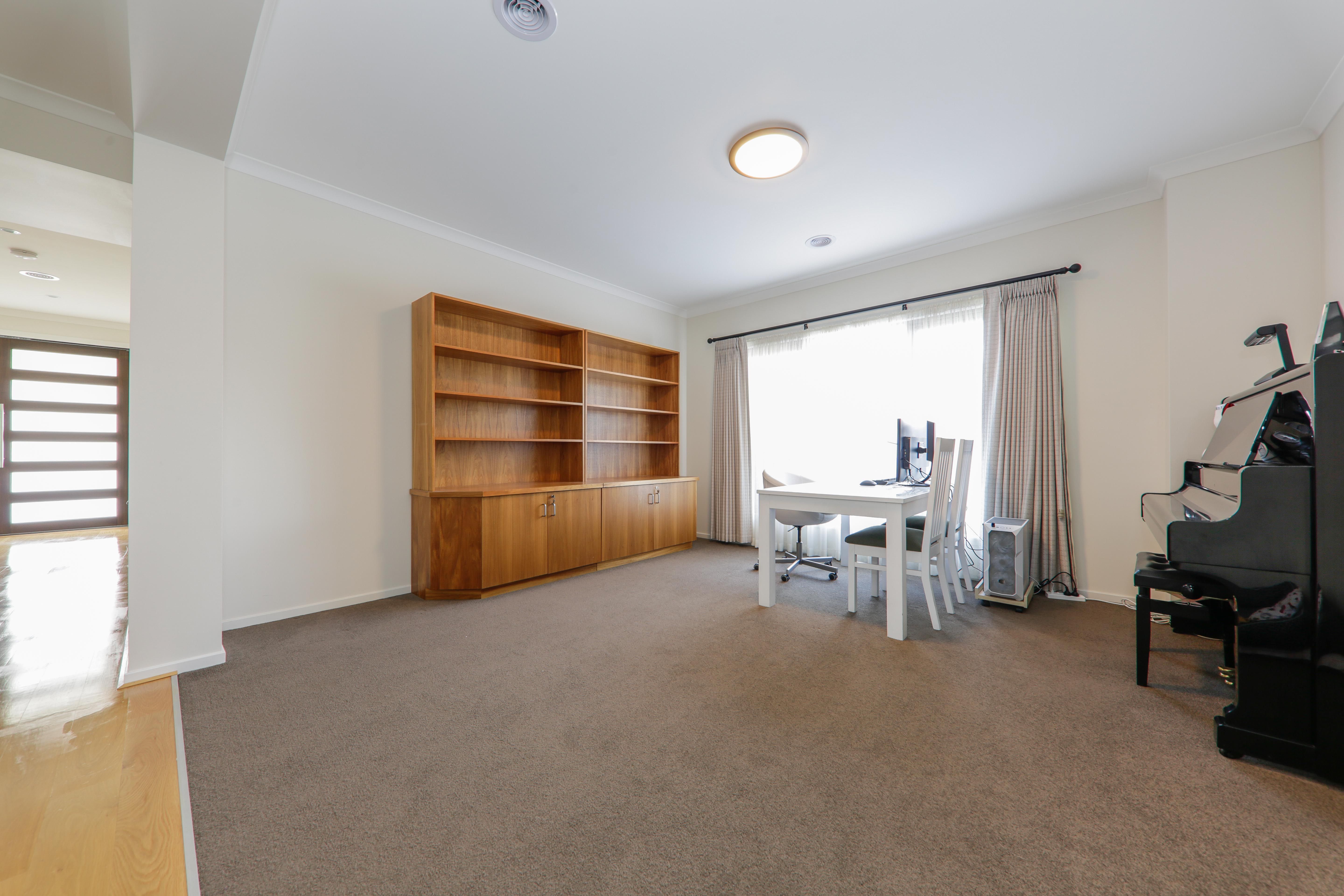 35 Daniel Street, Burwood, VIC 3125