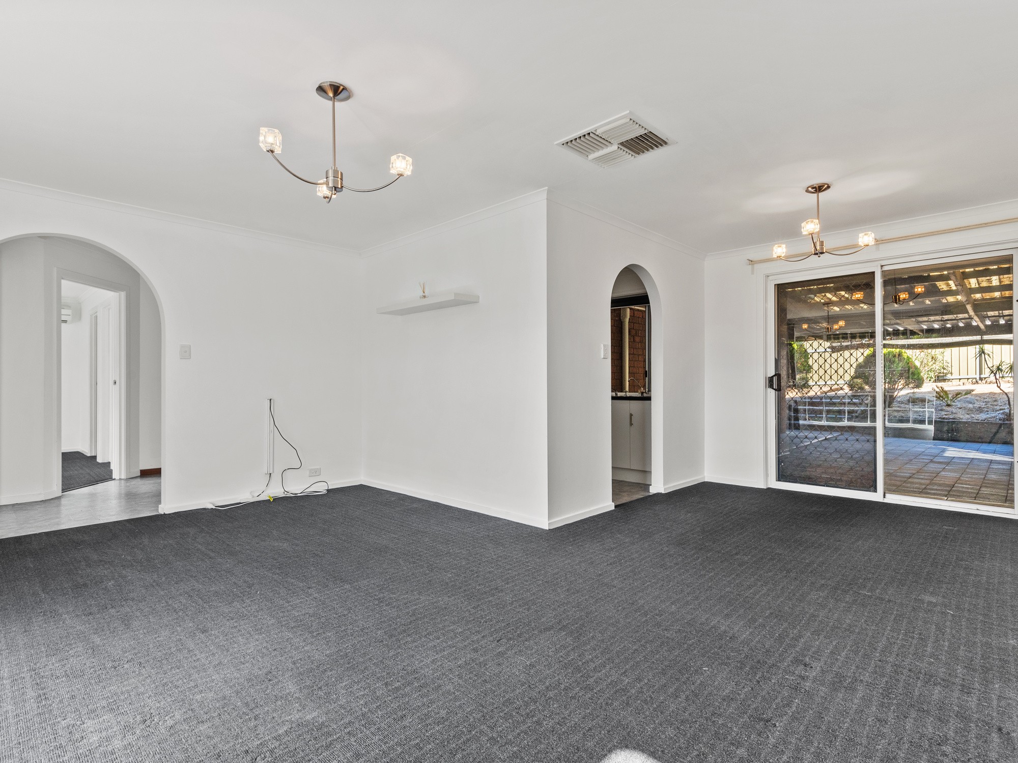 1 Lowell Court, Woodcroft, SA 5162