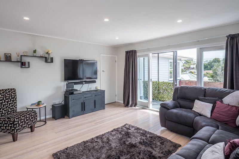 30 Oswald Crescent, Paparangi, Wellington City