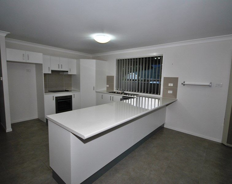 10a Meroo Road, Bomaderry, NSW 2541