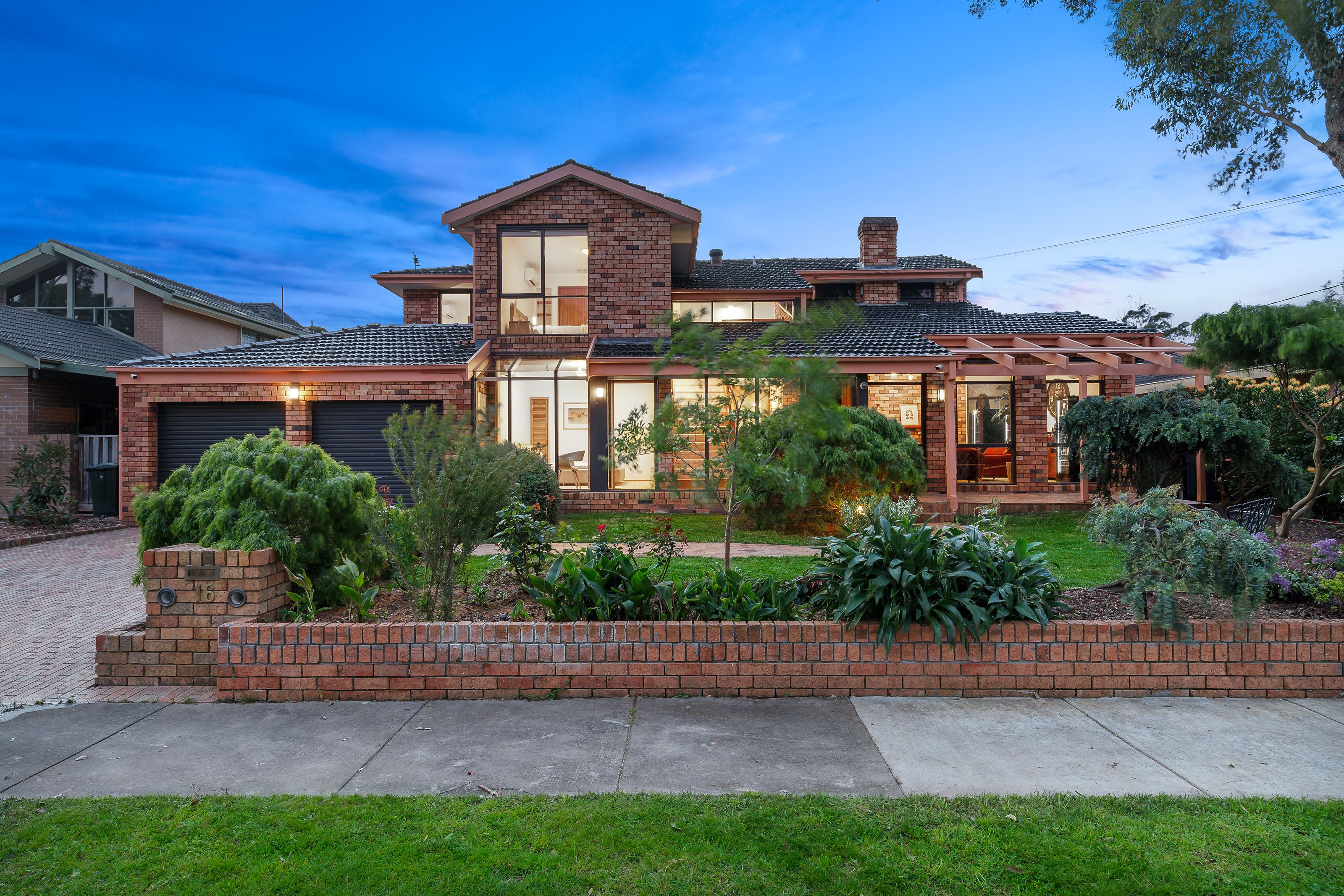 16 Appletree Drive, Glen Waverley VIC 3150