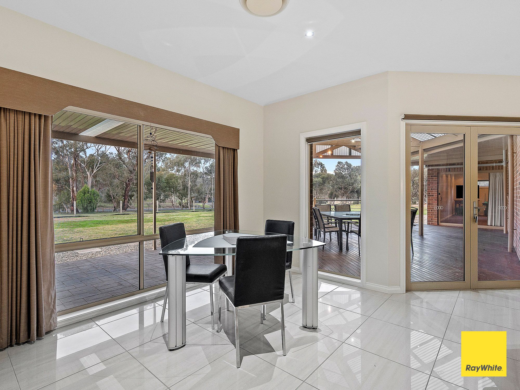 1 Villa Terrace — photo 12 of 25
