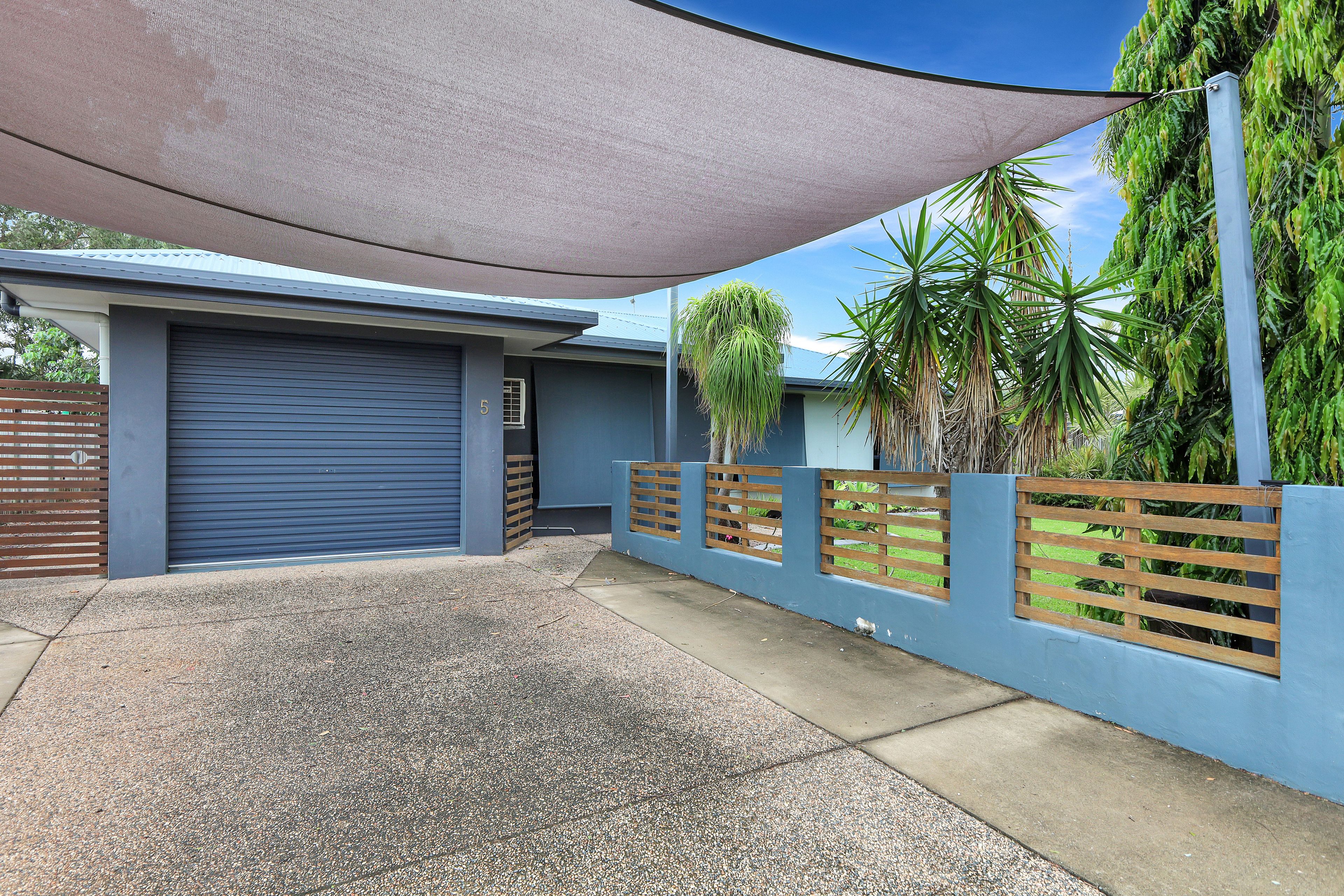 5 Rasmussen Court, Armstrong Beach, QLD 4737