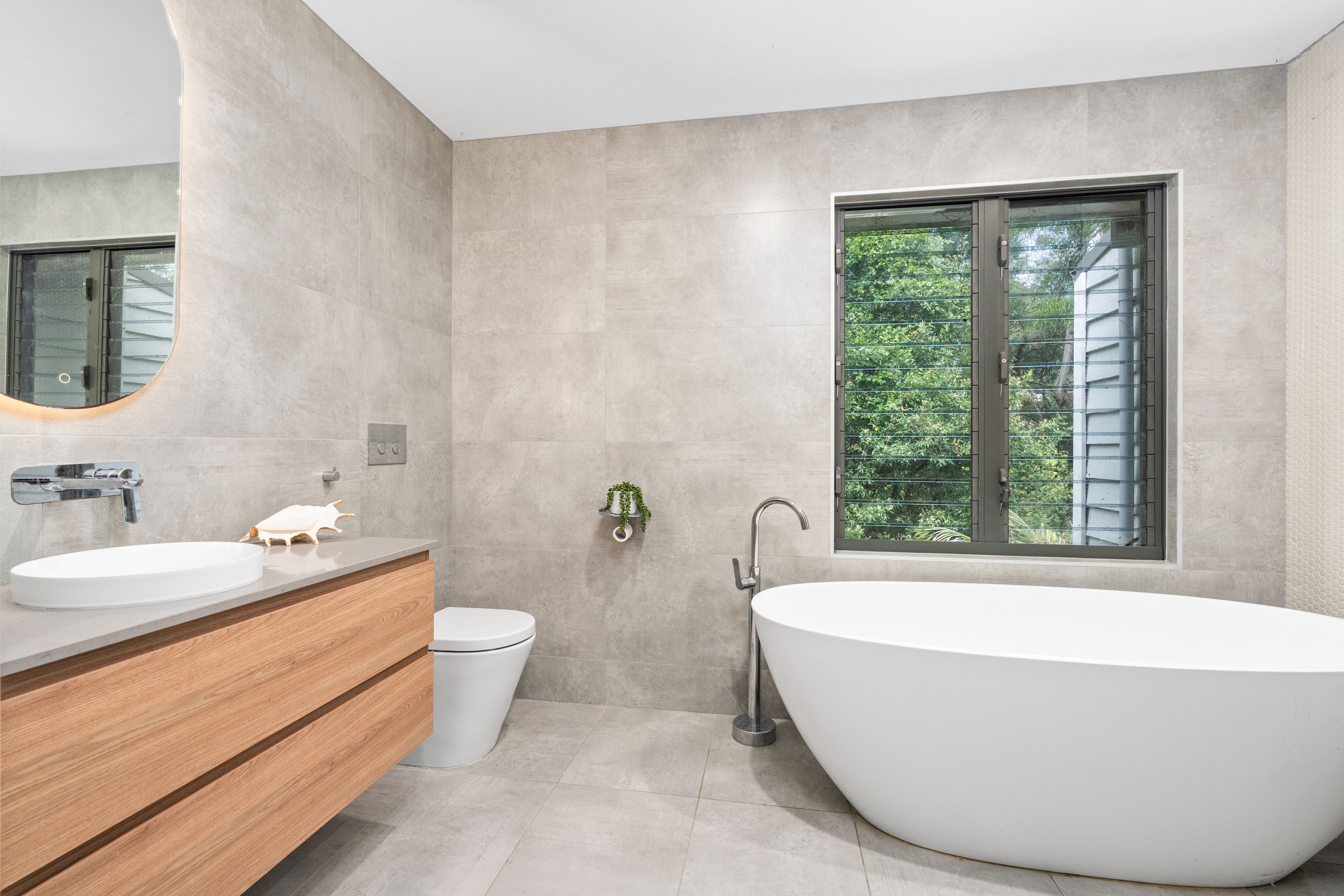 14 Hillside Road — photo 8 of 13