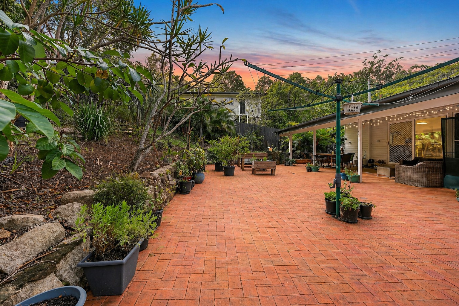 13 Wingara Grove, Ferny Hills, QLD 4055