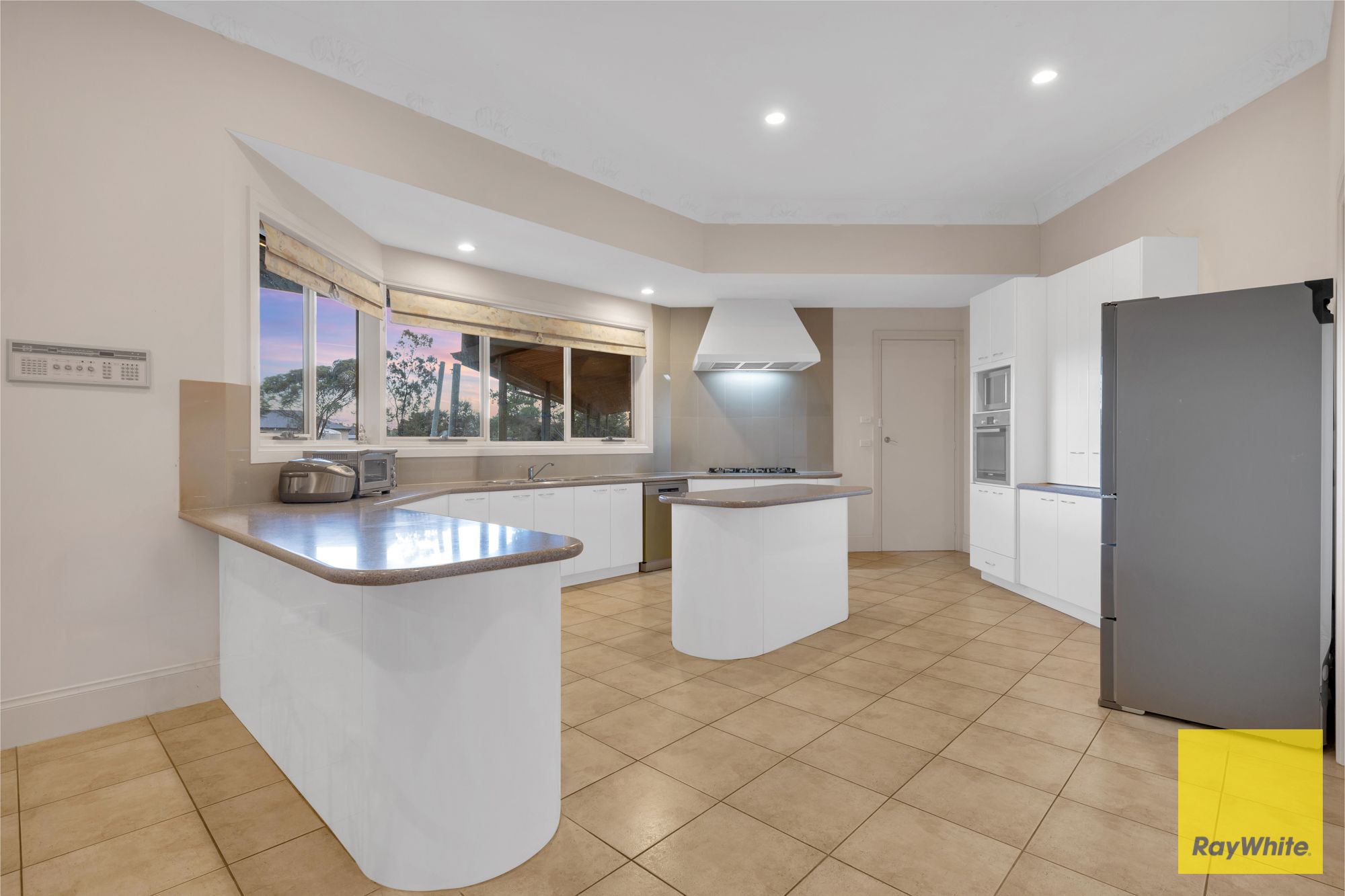 18-20 Bindowan Drive — photo 12 of 30