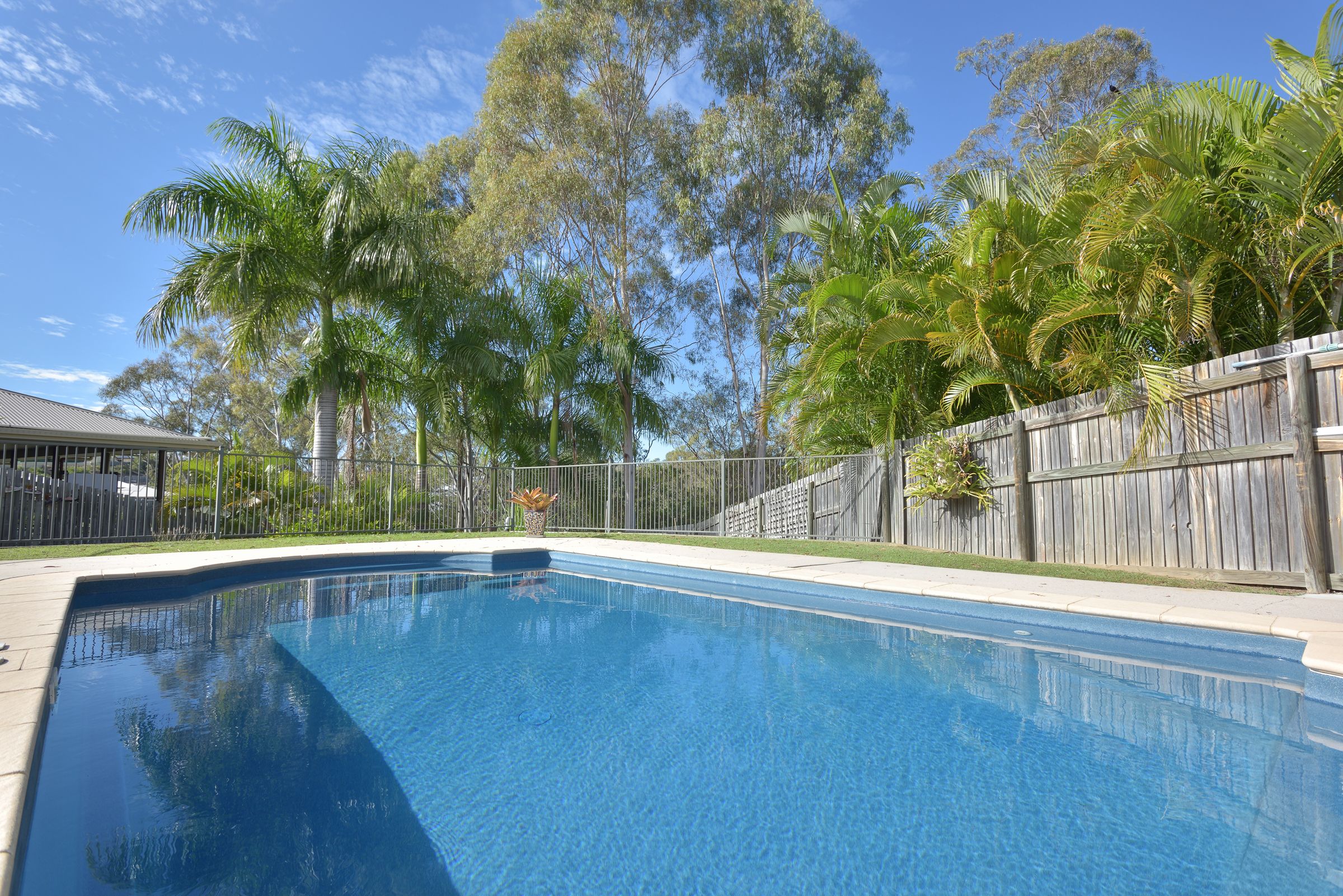 5 Sarah Court, New Auckland, QLD 4680