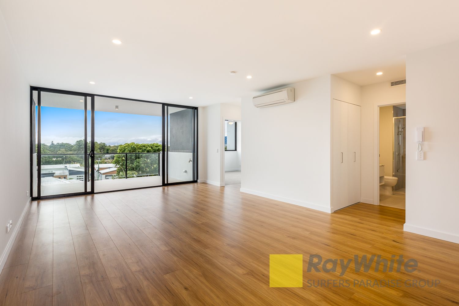 402/137 Eugaree Street, Southport, QLD 4215