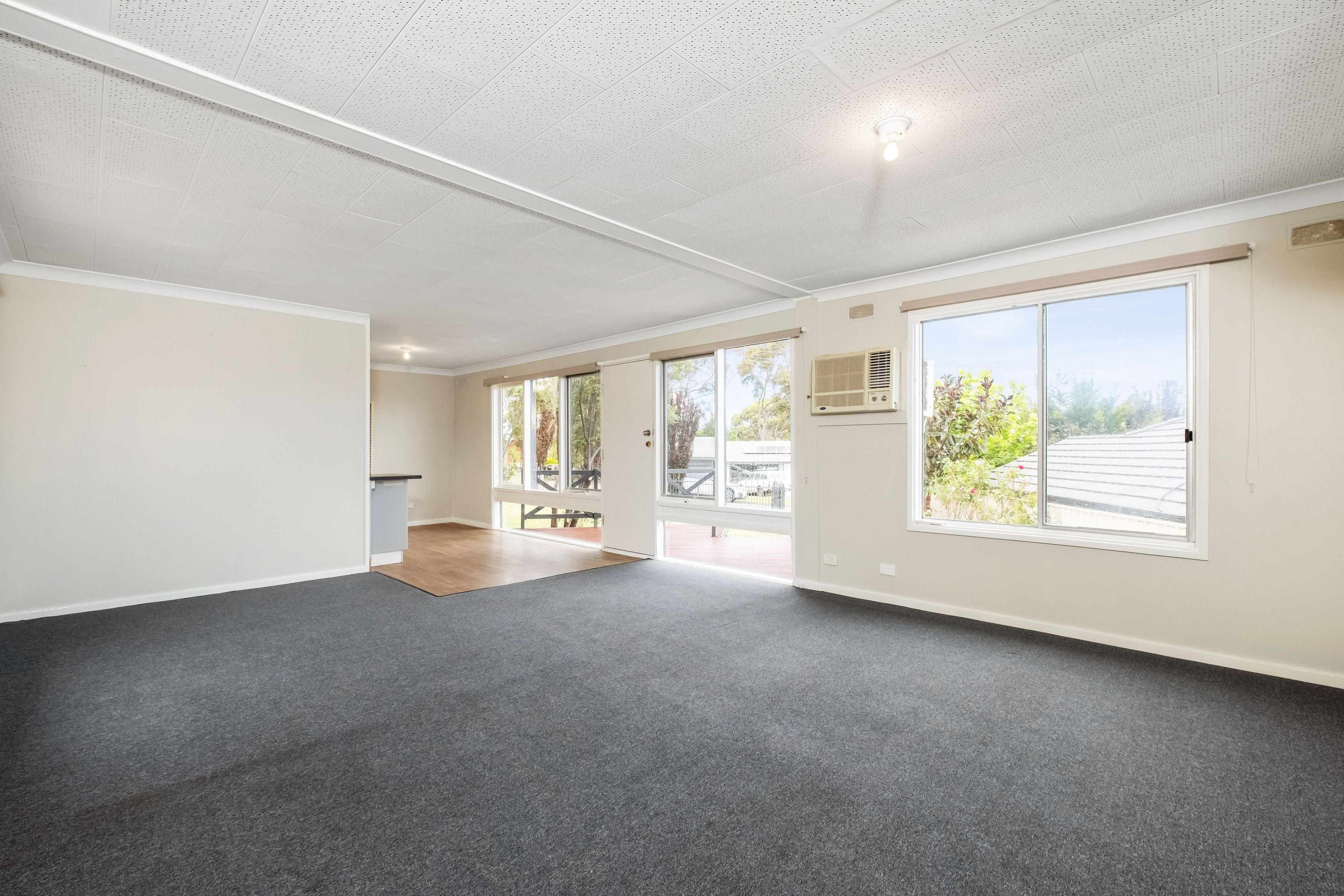 3 Candover Crescent, Huntfield Heights, SA 5163