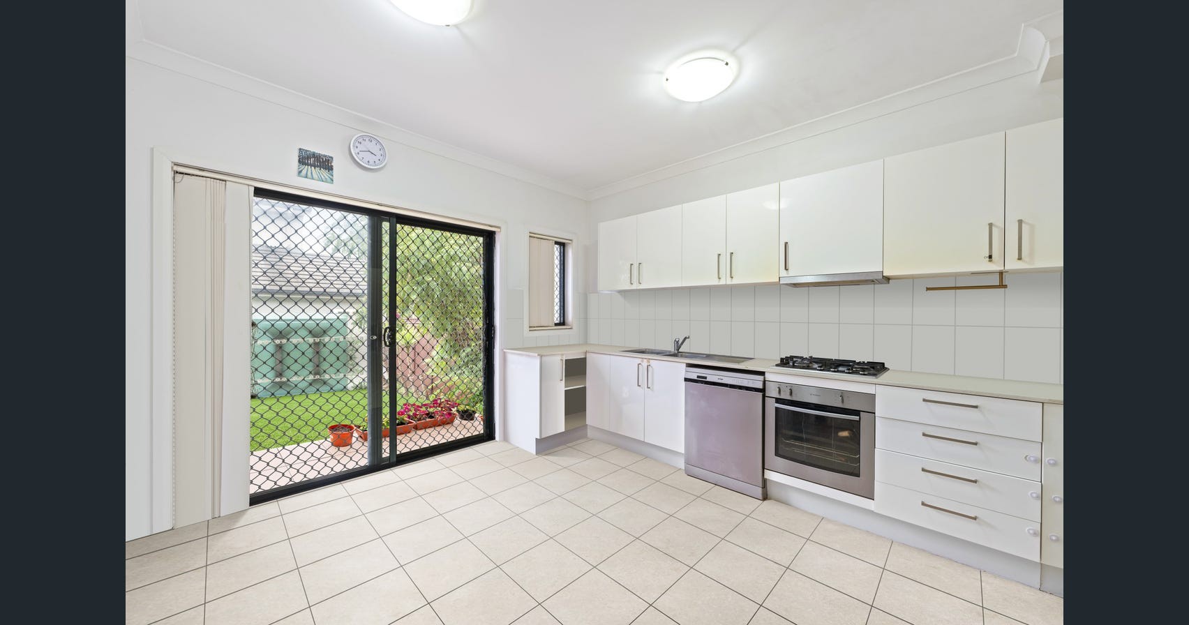 3/16-20 Myee Road, Macquarie Fields, NSW 2564
