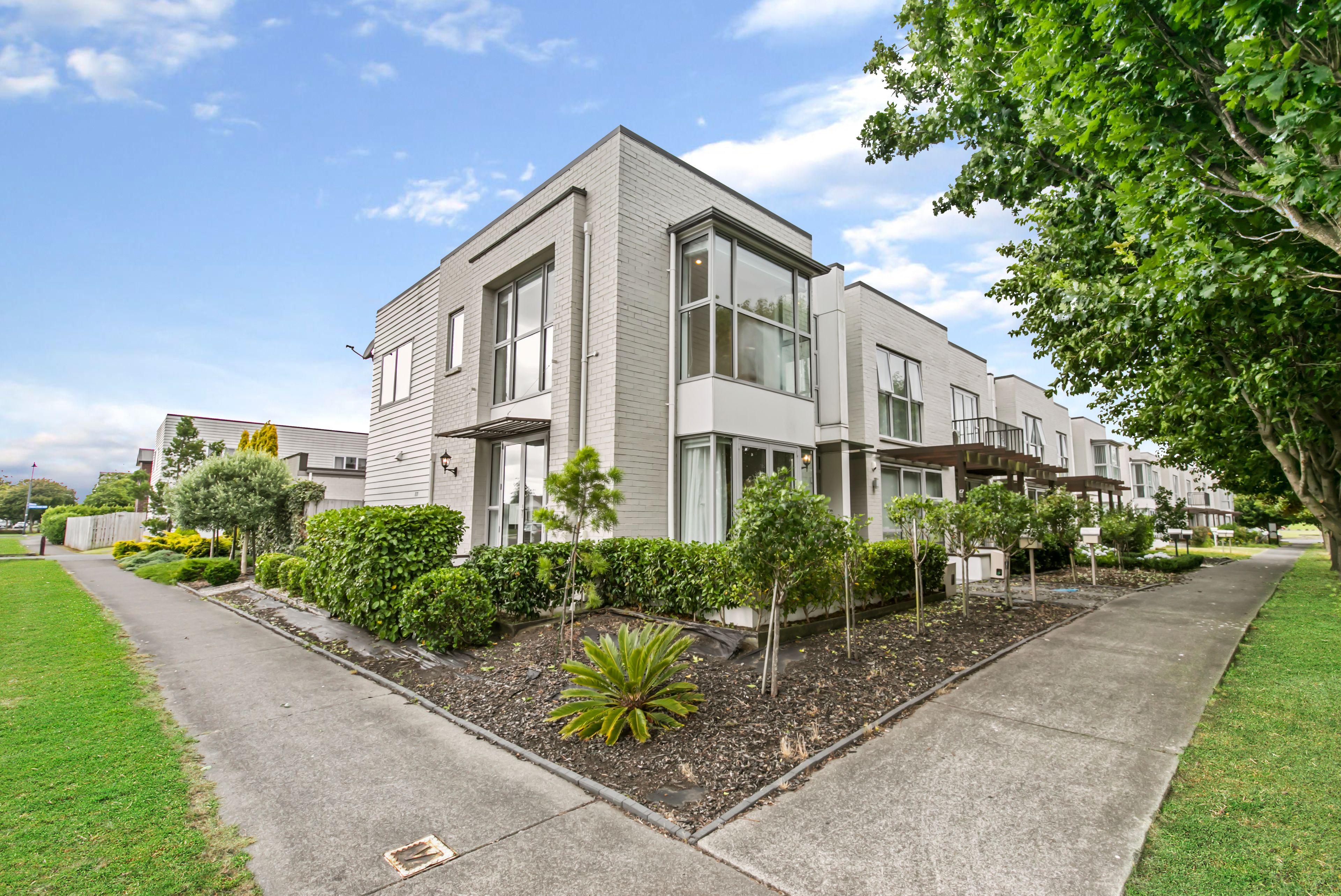 77 Popokatea Drive, Takanini, Papakura