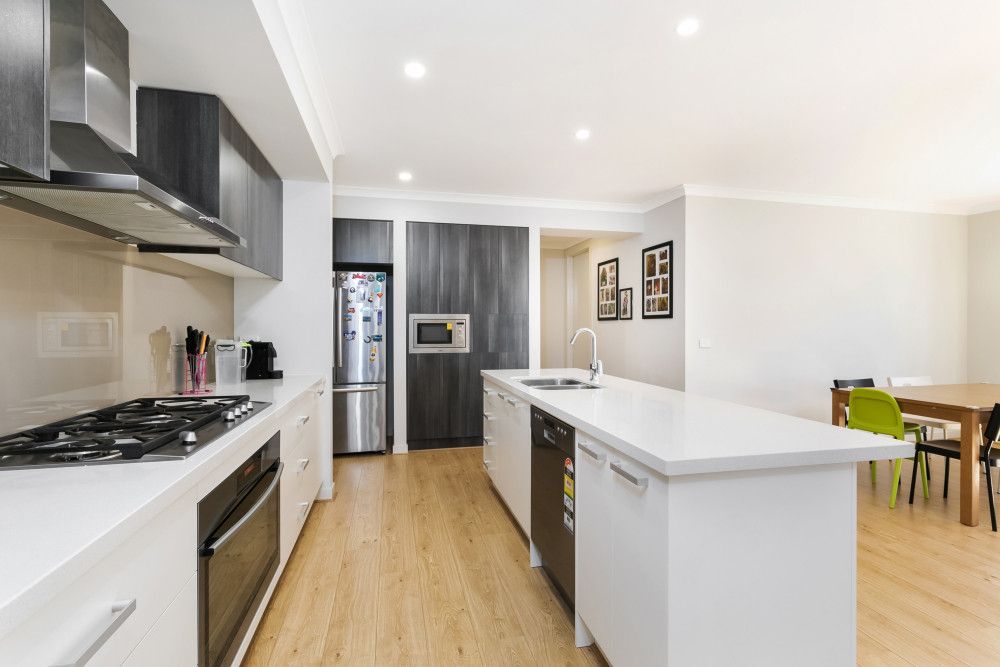 3 Fernlea Street, Clyde North, VIC 3978