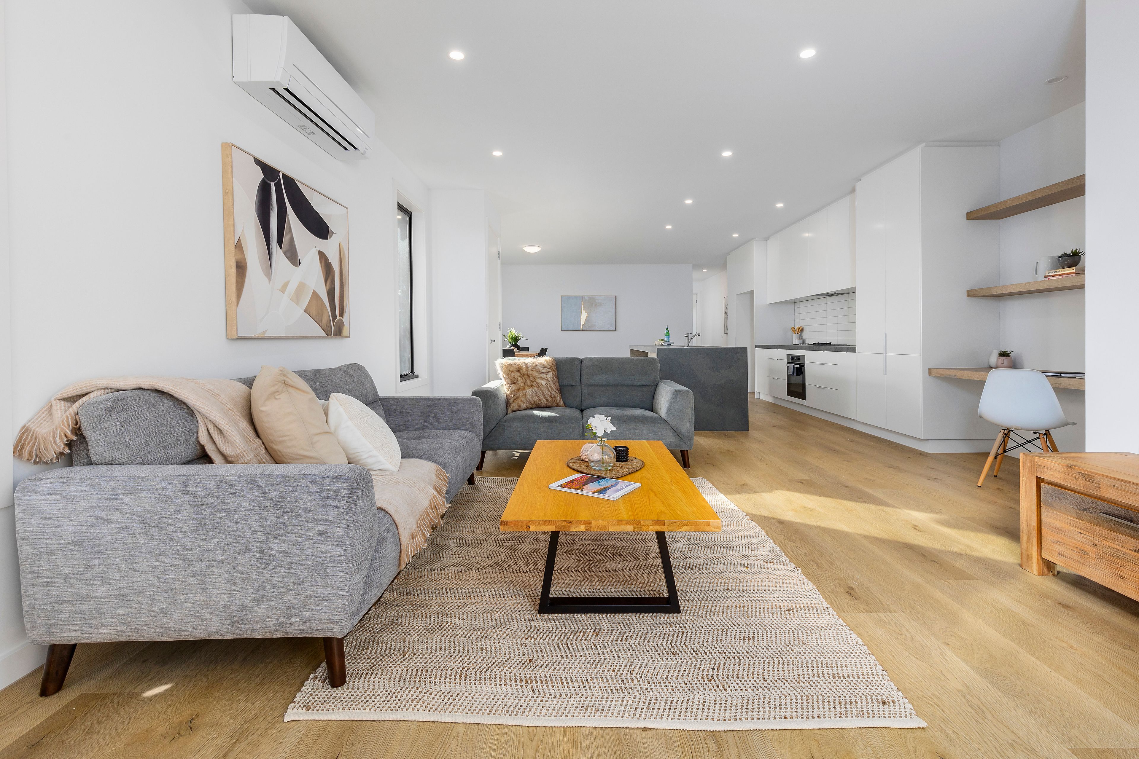 94 Fifth Avenue, Rosebud VIC 3939