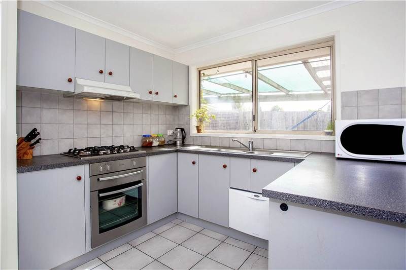 5 Mayton Court, Grovedale, VIC 3216