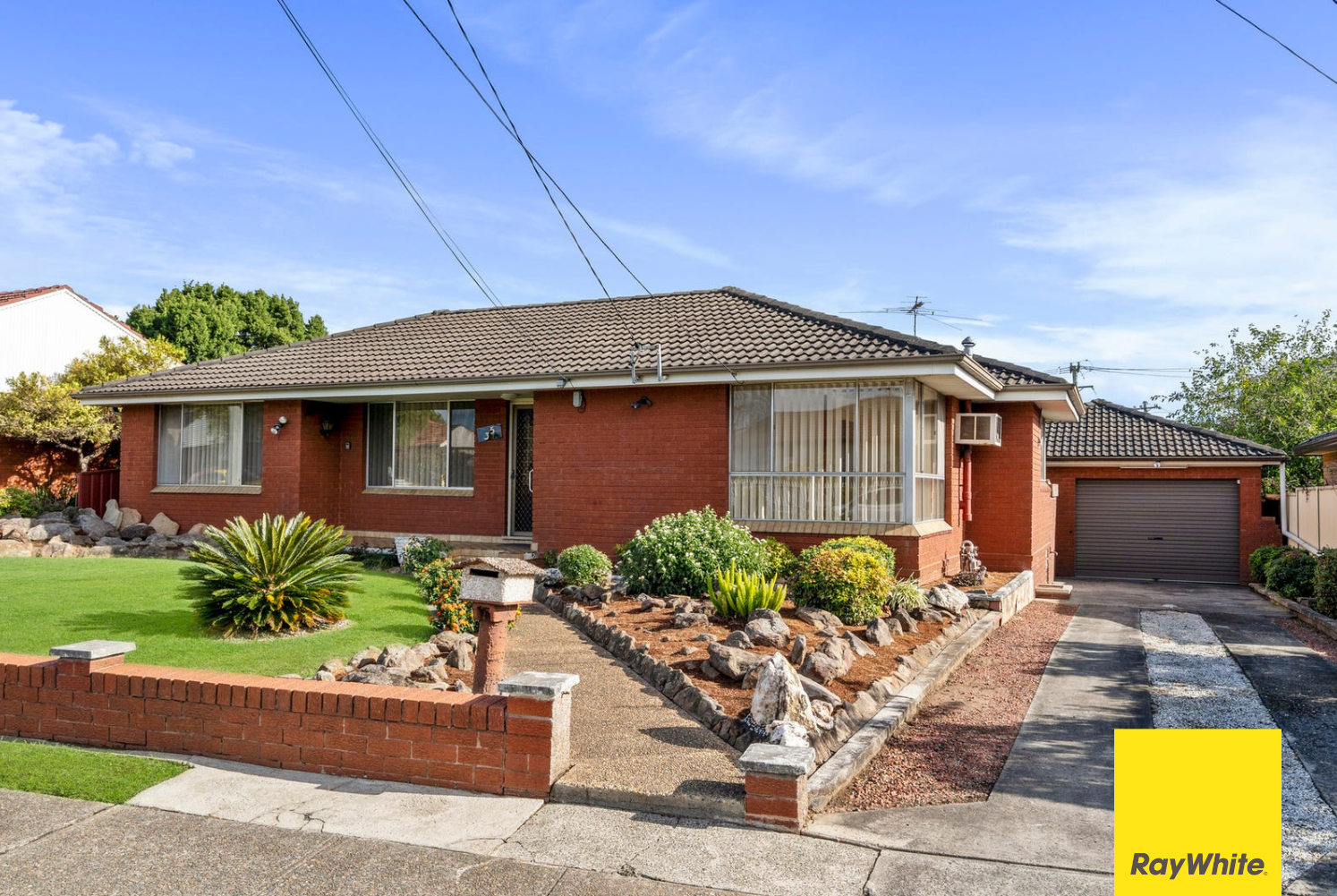 35 Harrow Avenue — photo 15 of 15