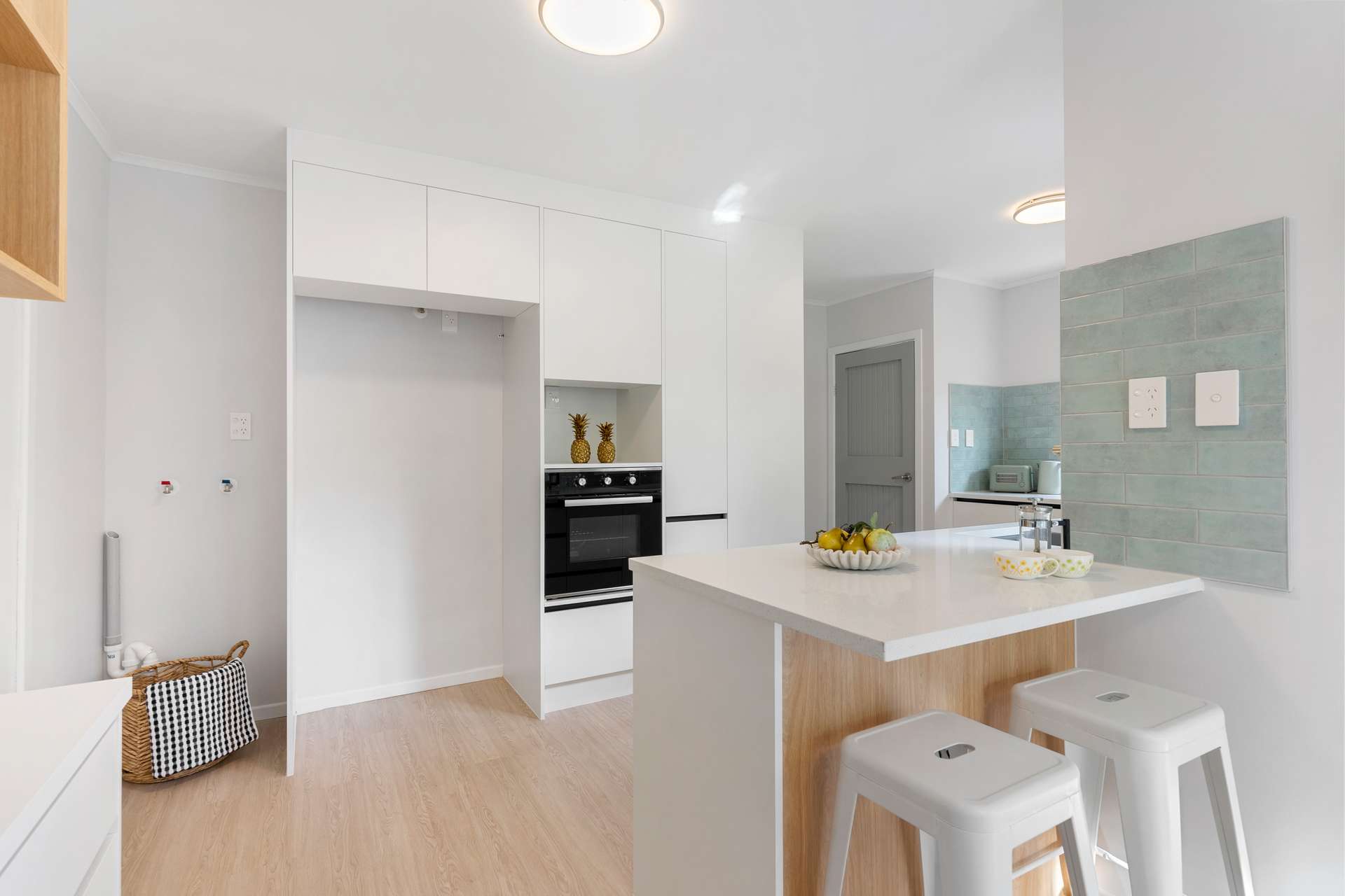 2 Hampstead Road photo 13
