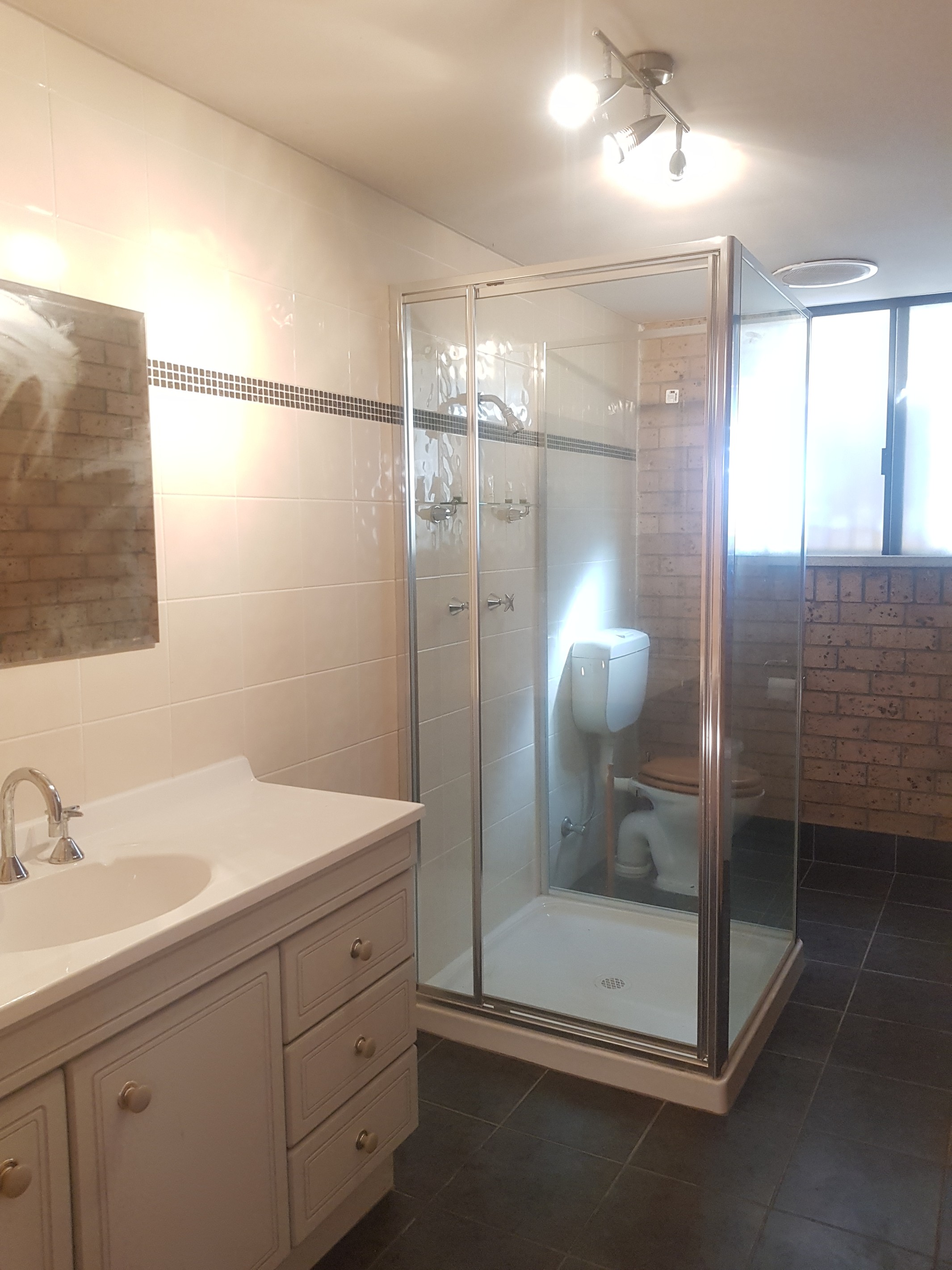 56a Madigan Boulevarde, Mount Warrigal, NSW 2528