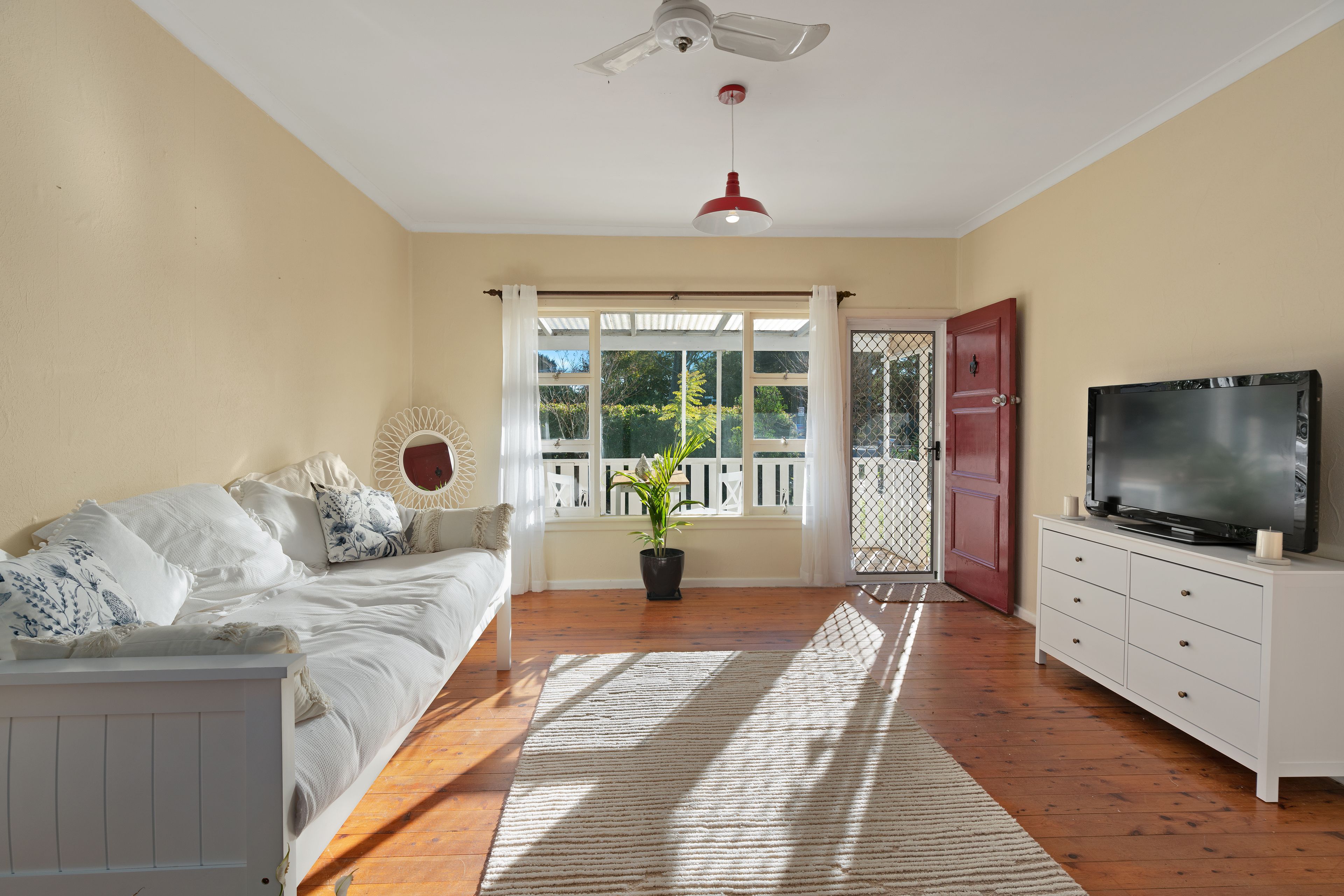 63 Yalwal Road, West Nowra NSW 2541