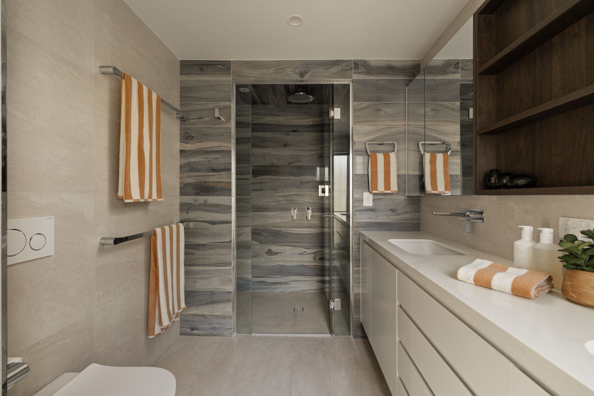 30 Waterline Crescent — photo 11 of 25