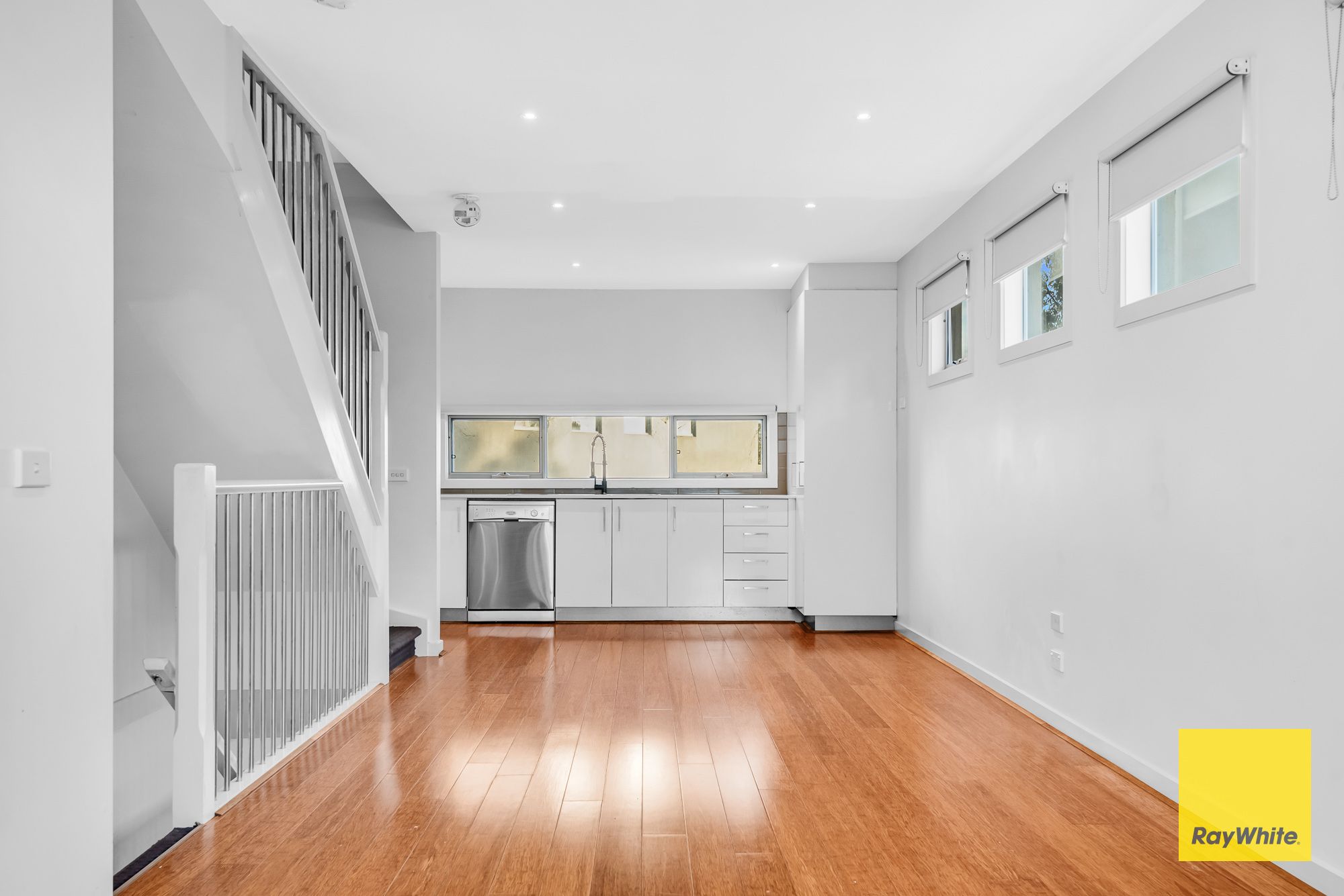 14/1 Clearwater Rise Parade, Truganina, VIC 3029