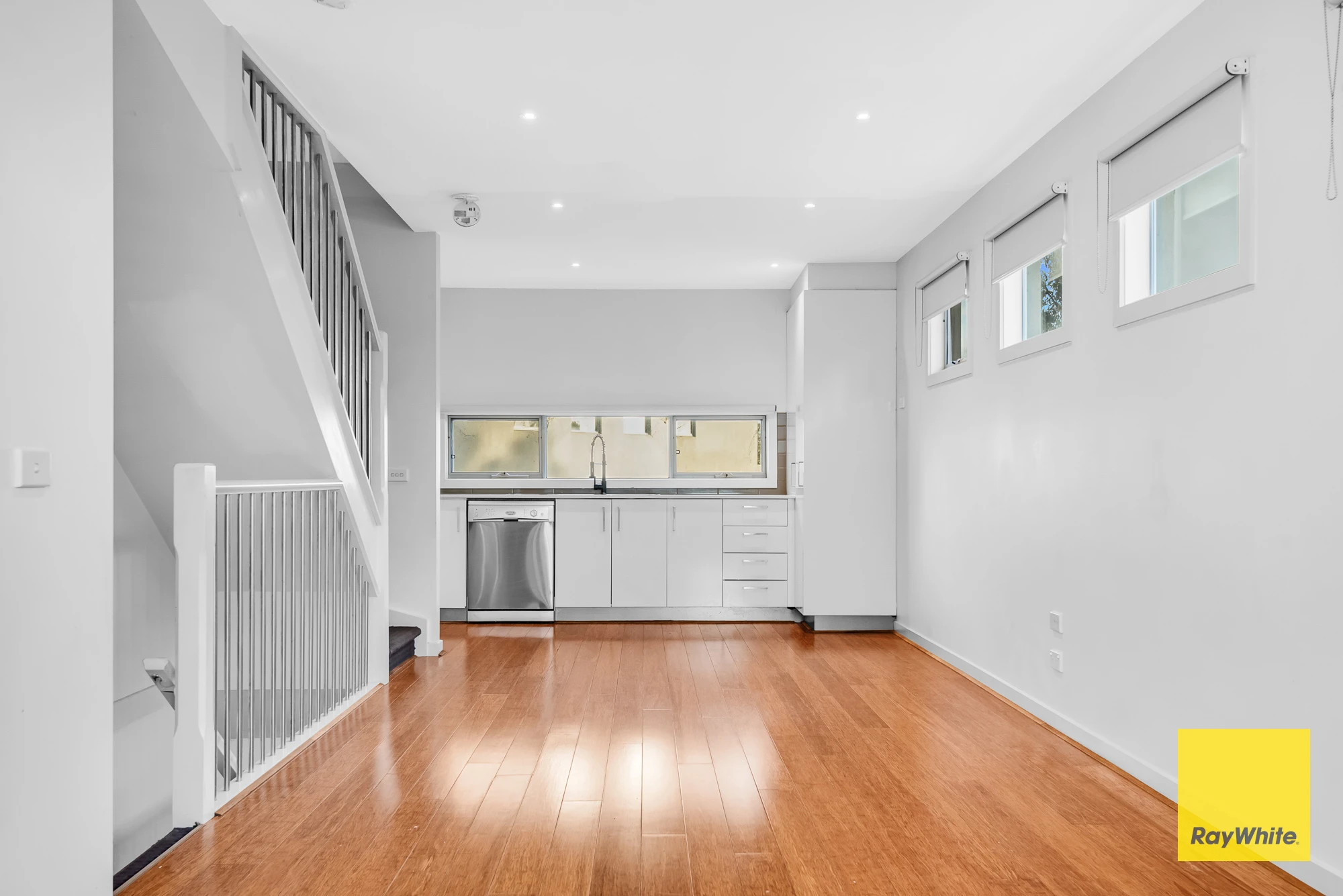 14/1 Clearwater Rise Parade, Truganina, VIC 3029