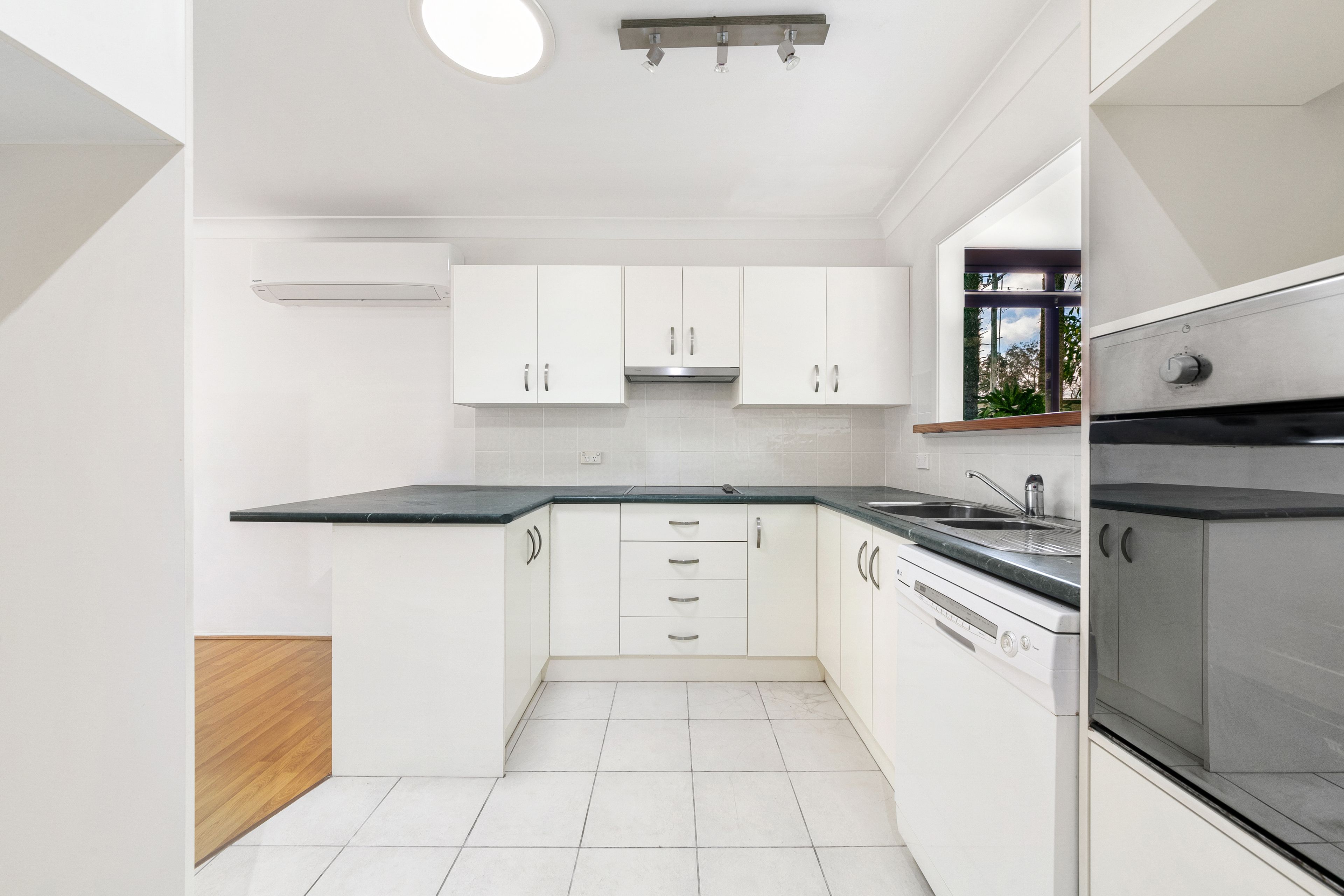 217 Buff Point Avenue, Buff Point, NSW 2262