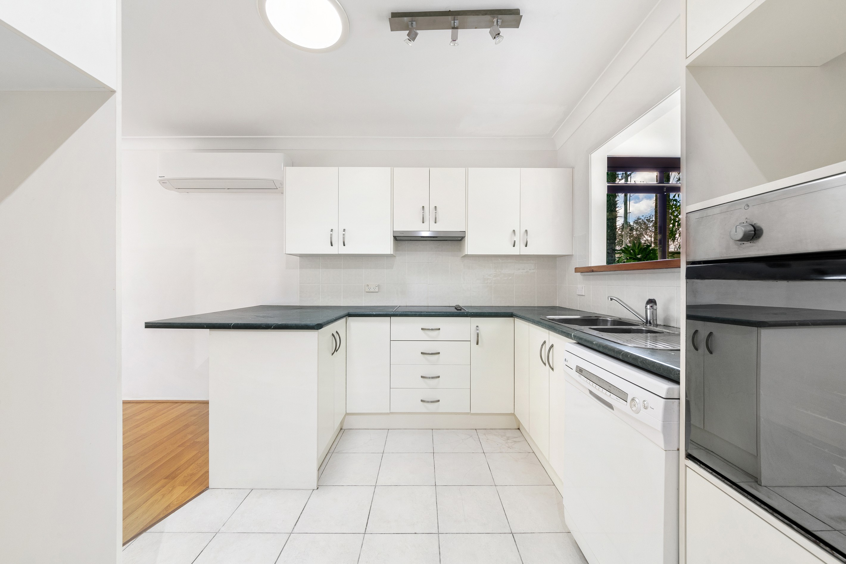 217 Buff Point Avenue, Buff Point, NSW 2262