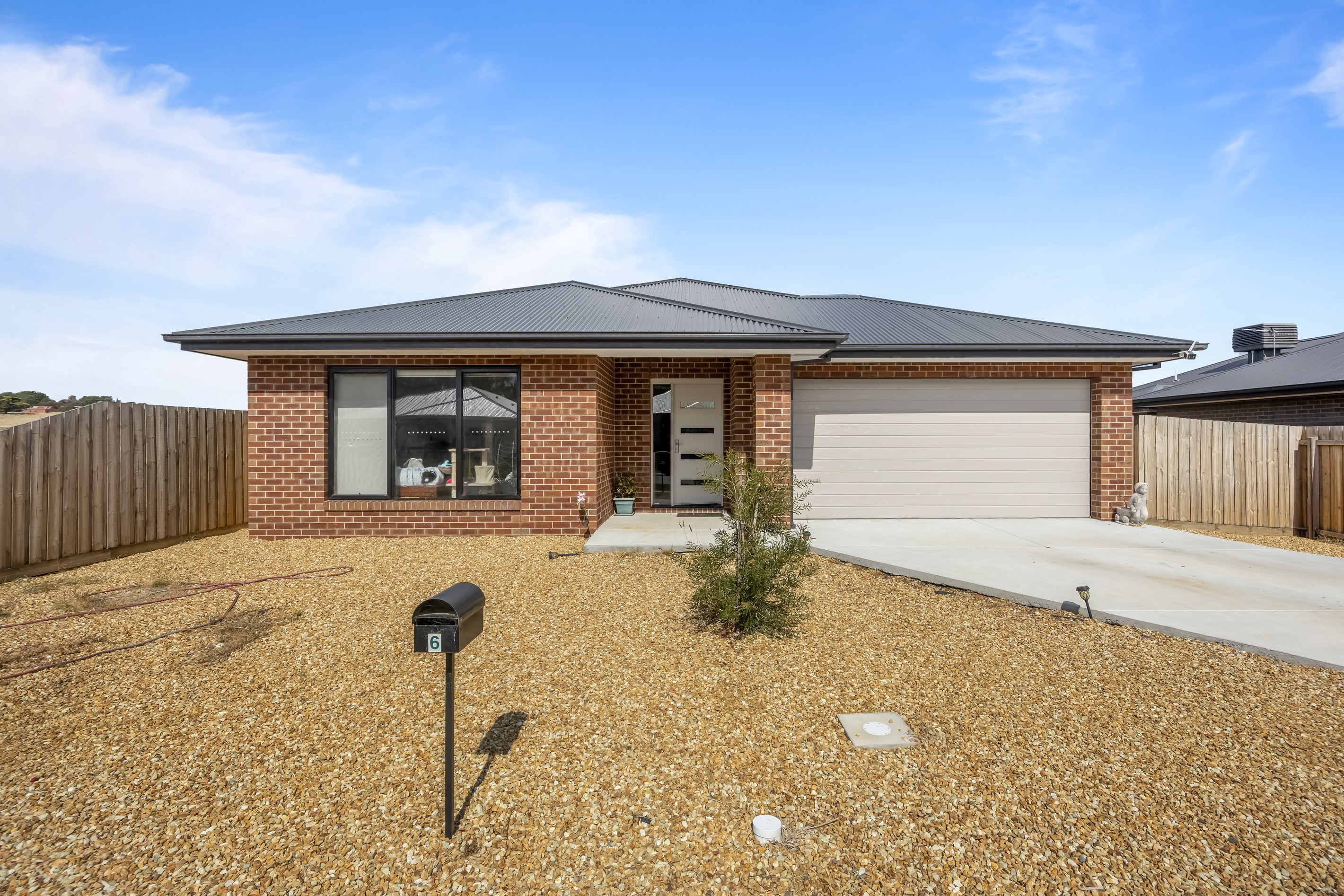 6 Thornbury Close, Ararat, VIC 3377