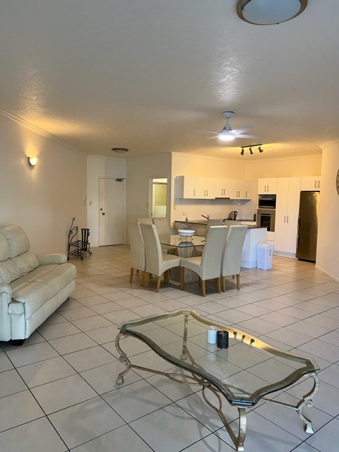 10/15-17 Minnie Street, Cairns, QLD 4870