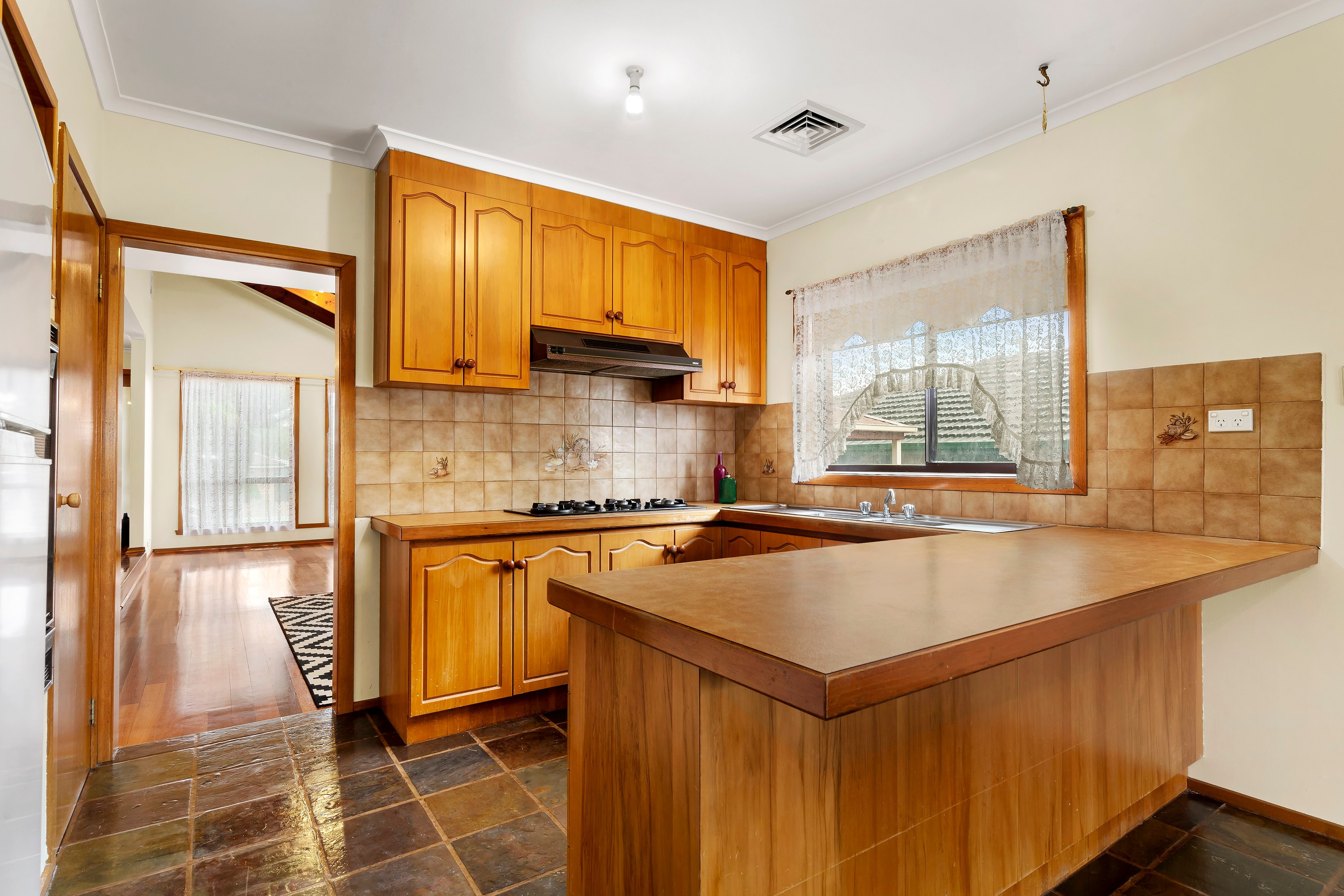 94 Centenary Drive, Mill Park, VIC 3082