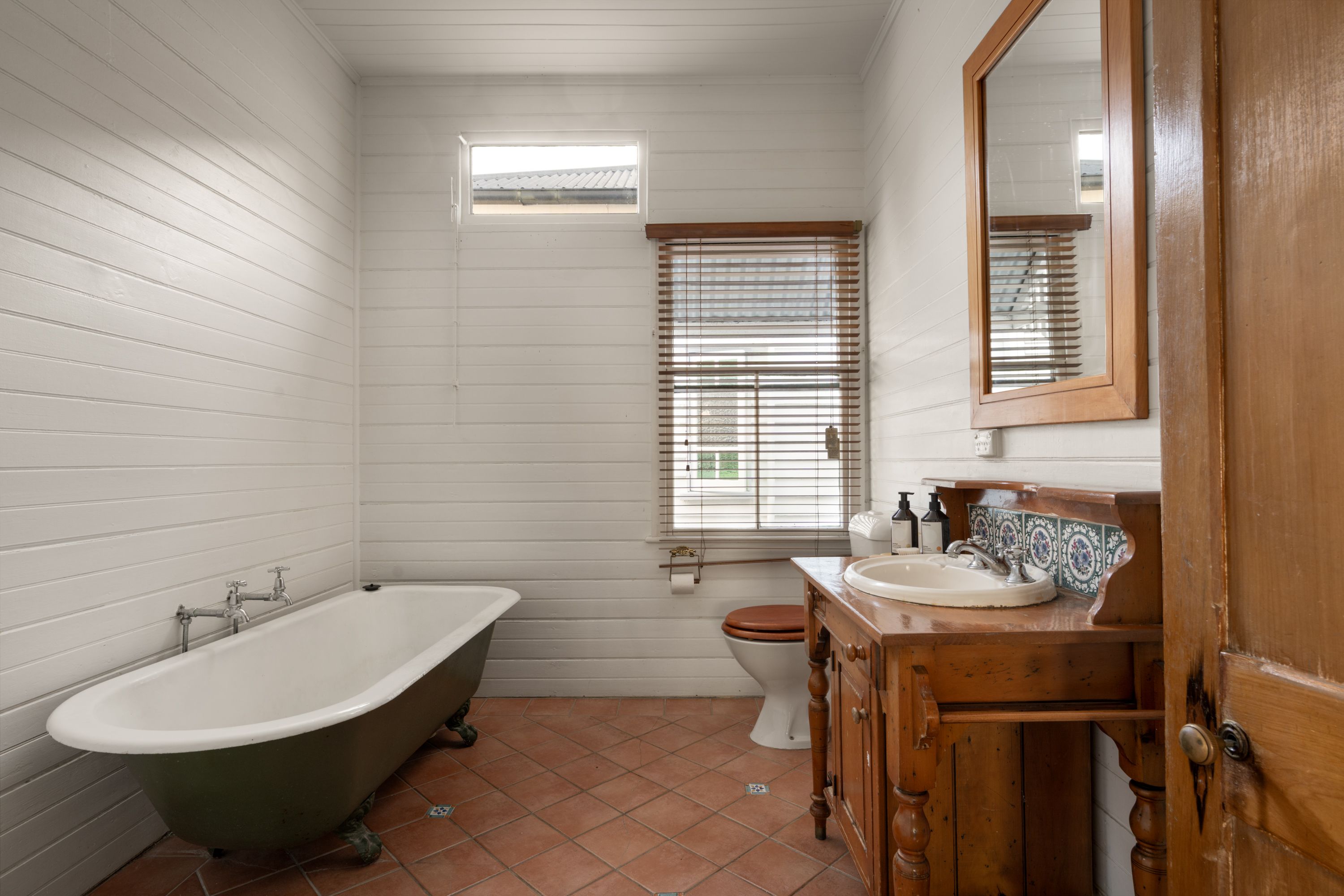 49 Lintern Street — photo 8 of 12