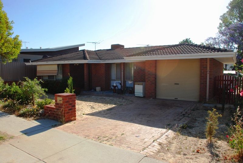 2/1 Thurlow Avenue, Yokine, WA 6060