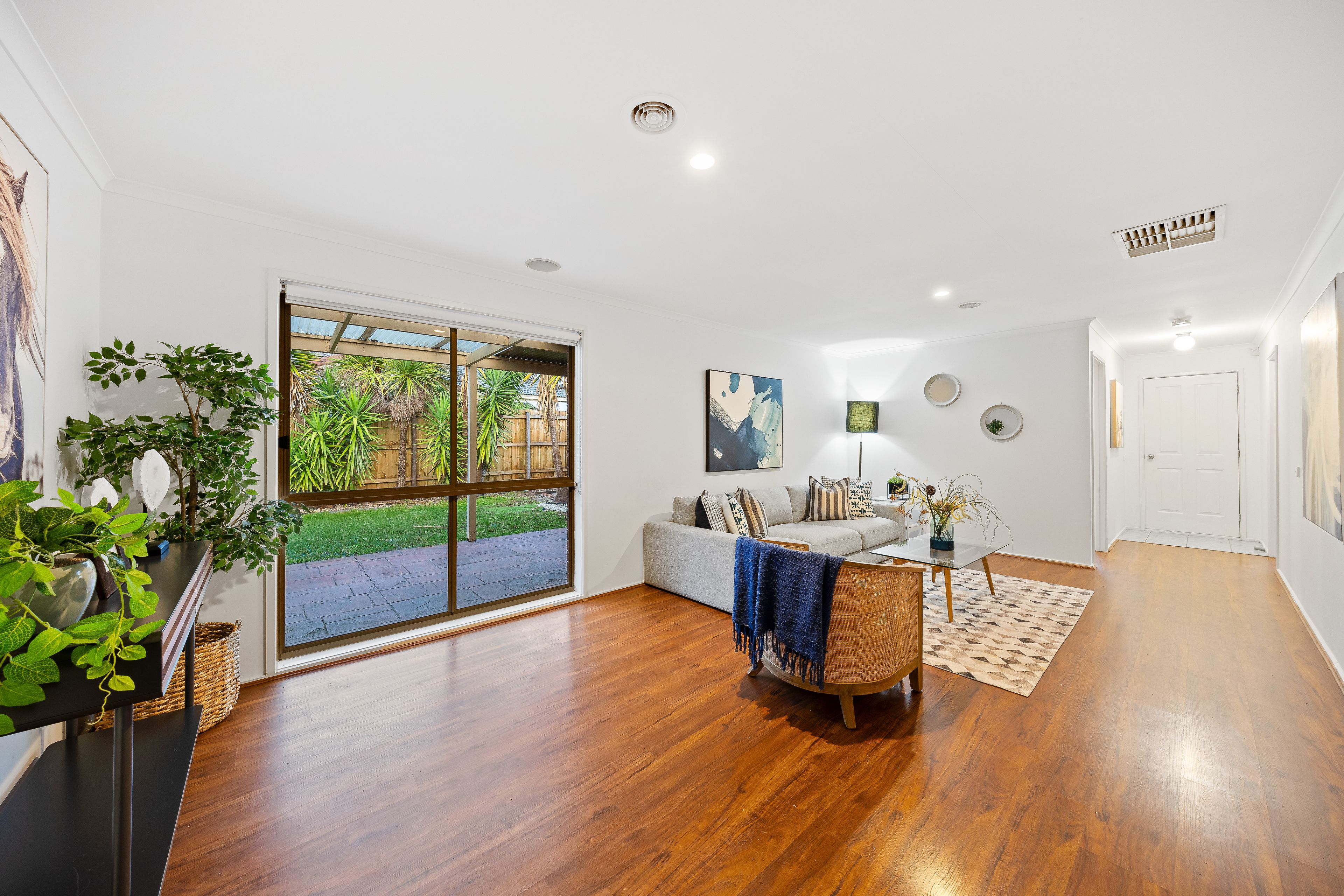 10 Gilja Court, Cranbourne West VIC 3977