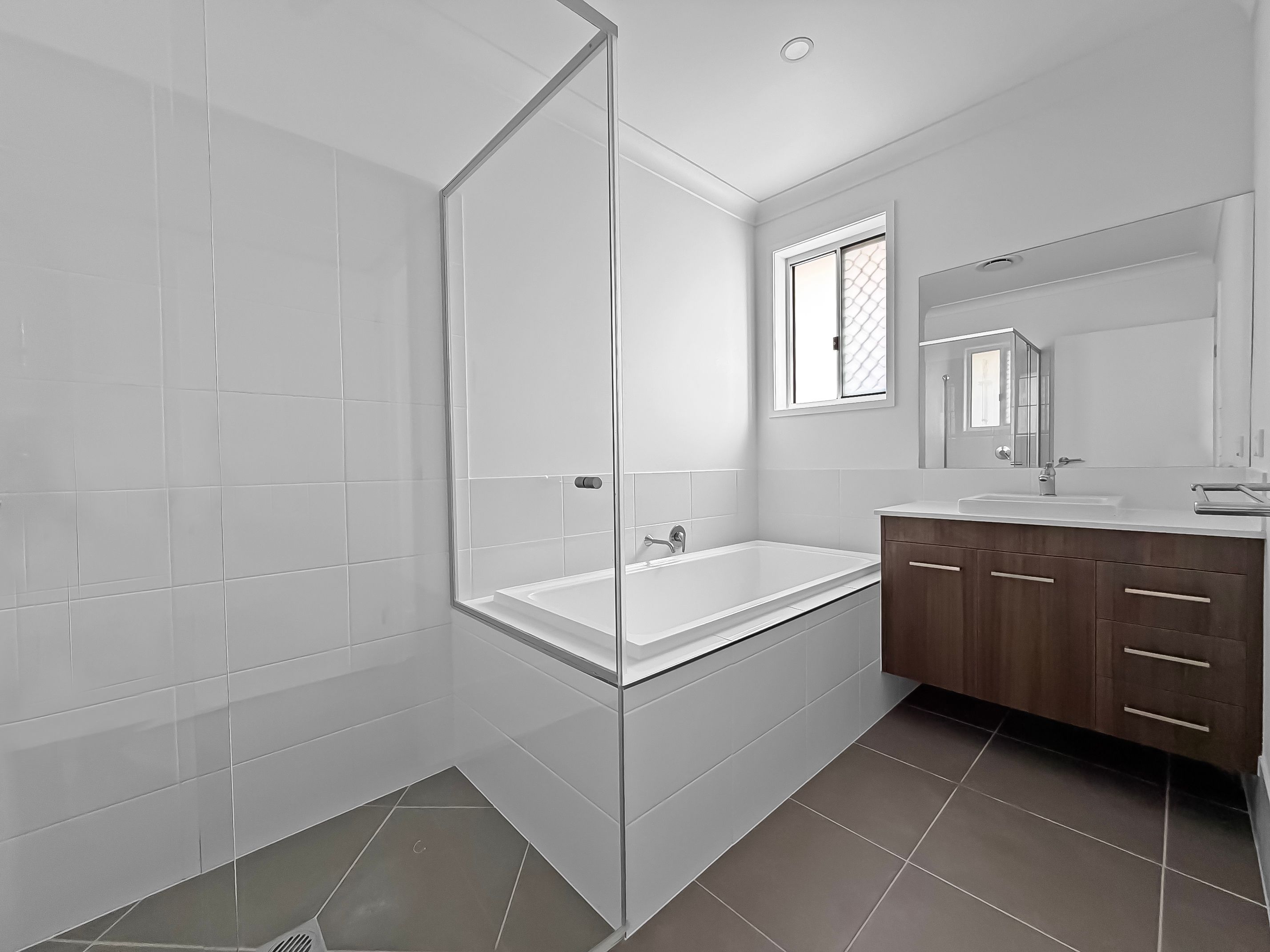 12 Pennant Drive — photo 10 of 11